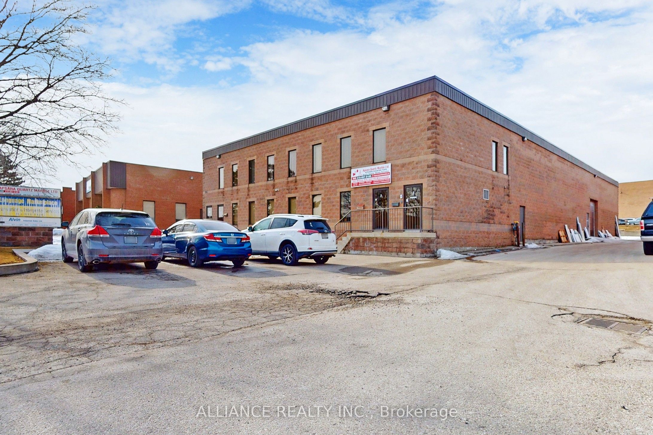 #2nd Floor - 365 Watline Avenue Property Photo 3