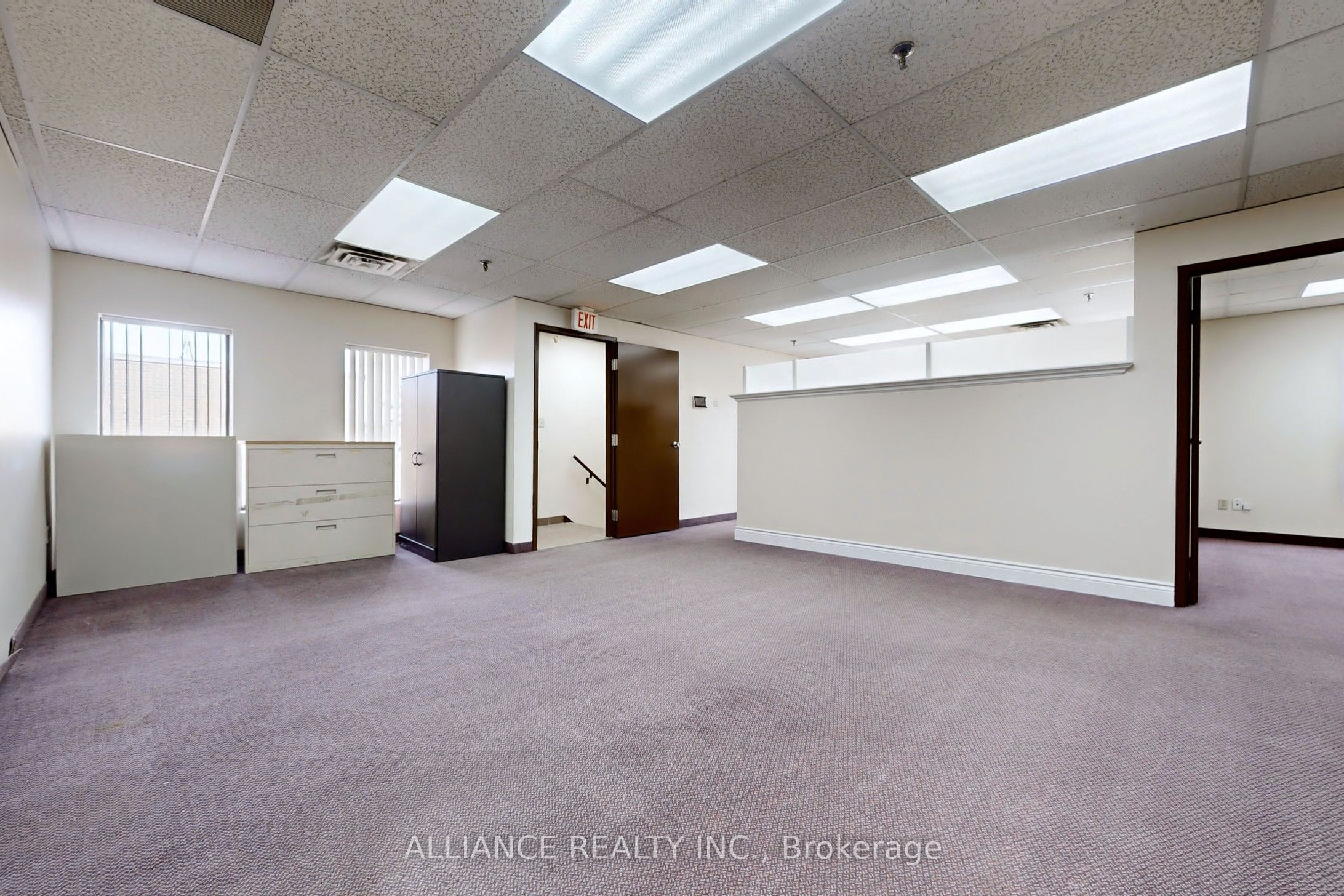 #2nd Floor - 365 Watline Avenue Property Photo 8