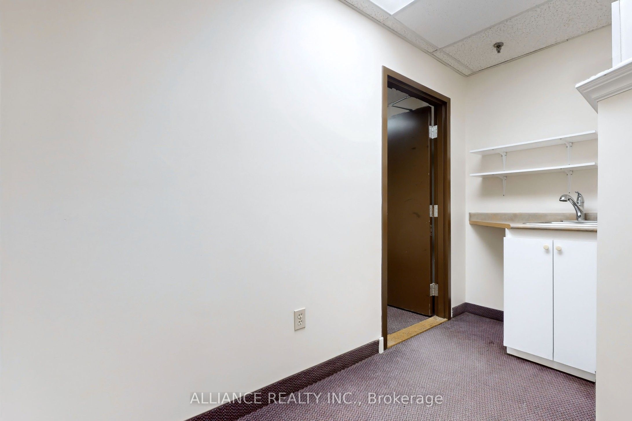 #2nd Floor - 365 Watline Avenue Property Photo 16