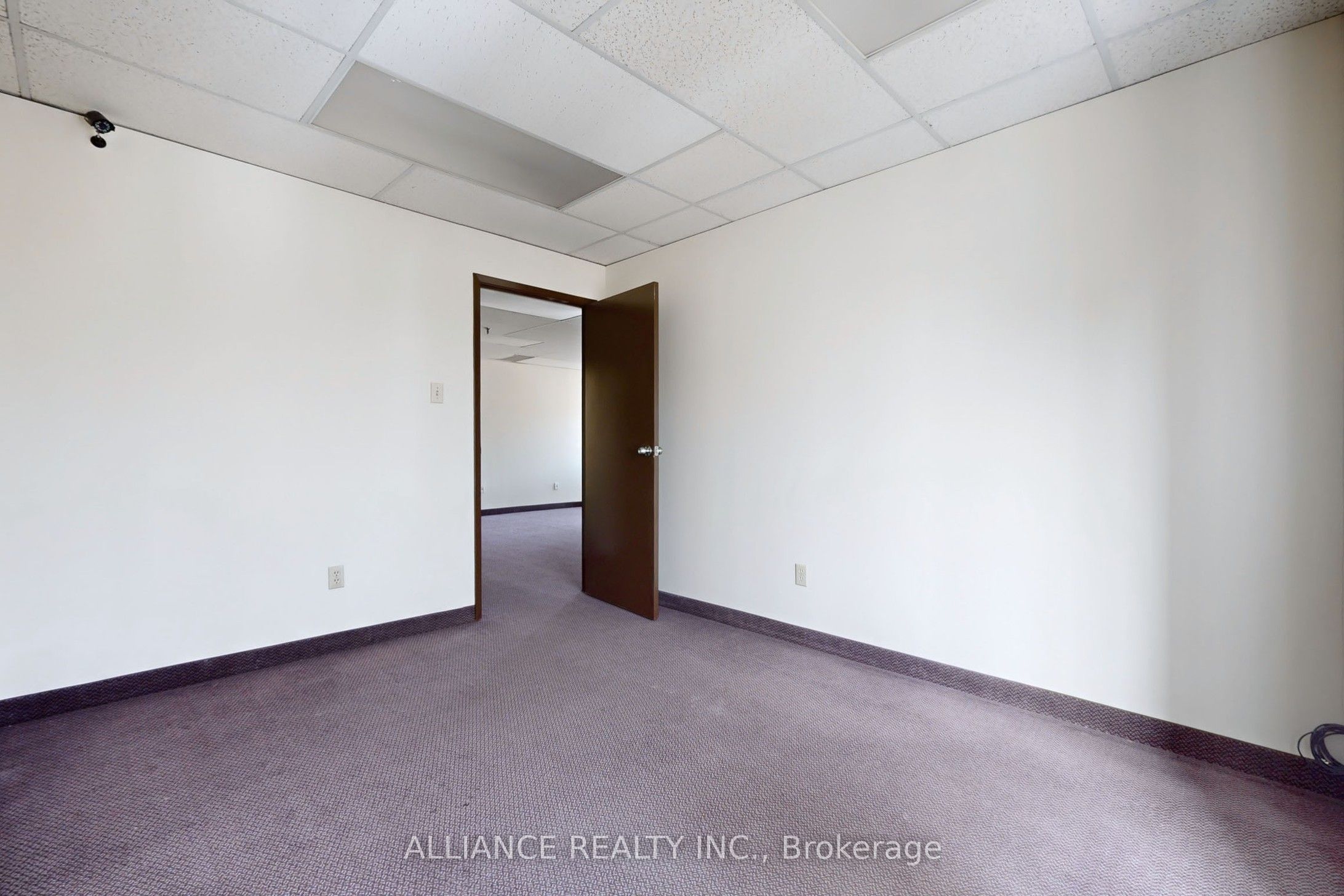 #2nd Floor - 365 Watline Avenue Property Photo 20
