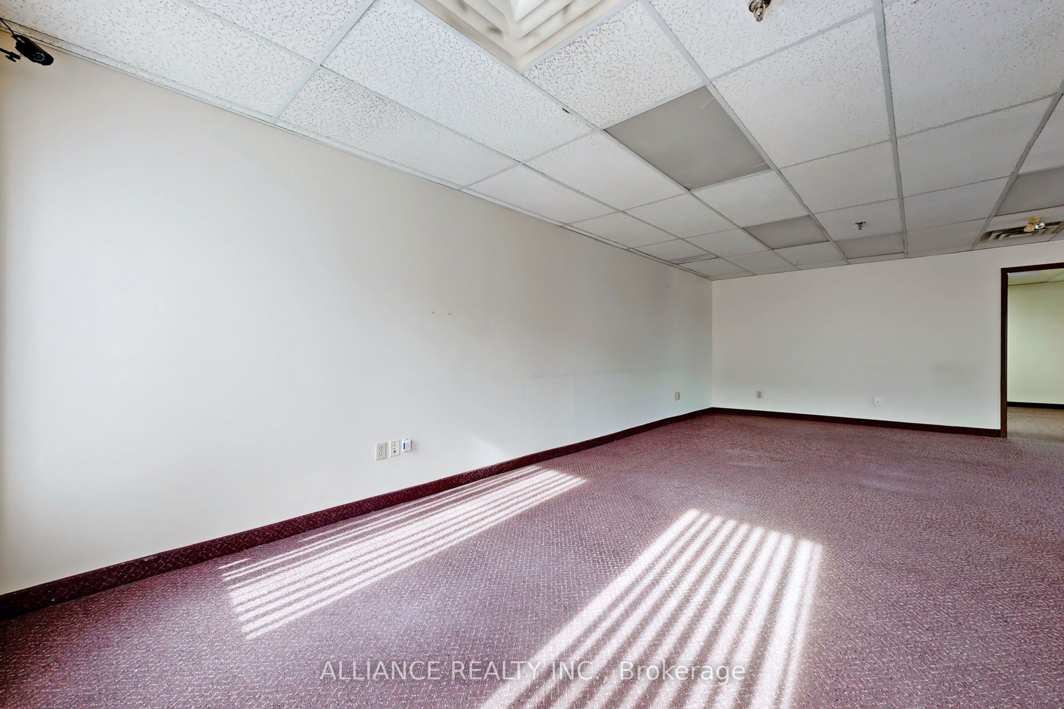 #2nd Floor - 365 Watline Avenue Property Photo 39