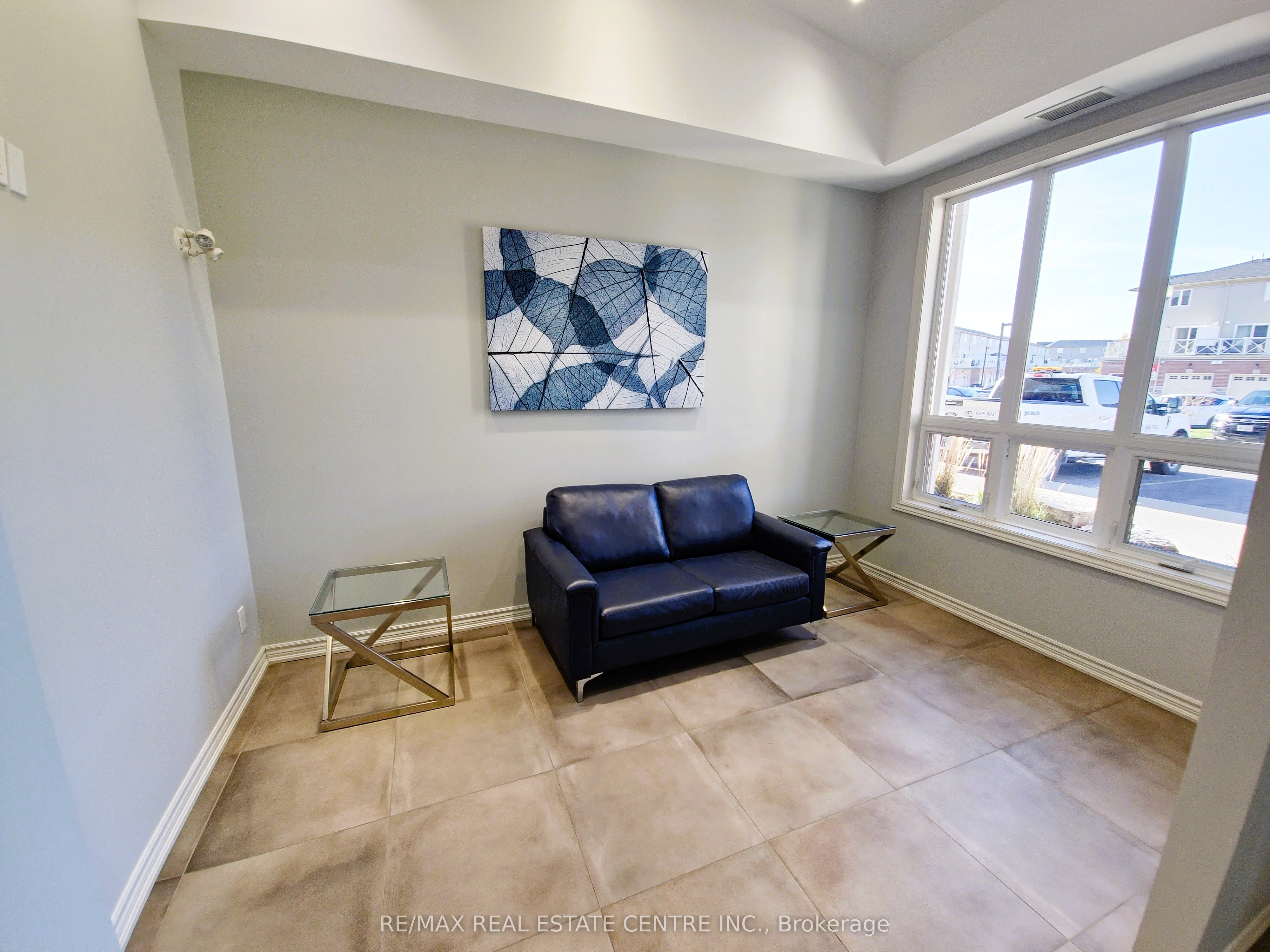 1360 Costigan Rd Property Photo 4