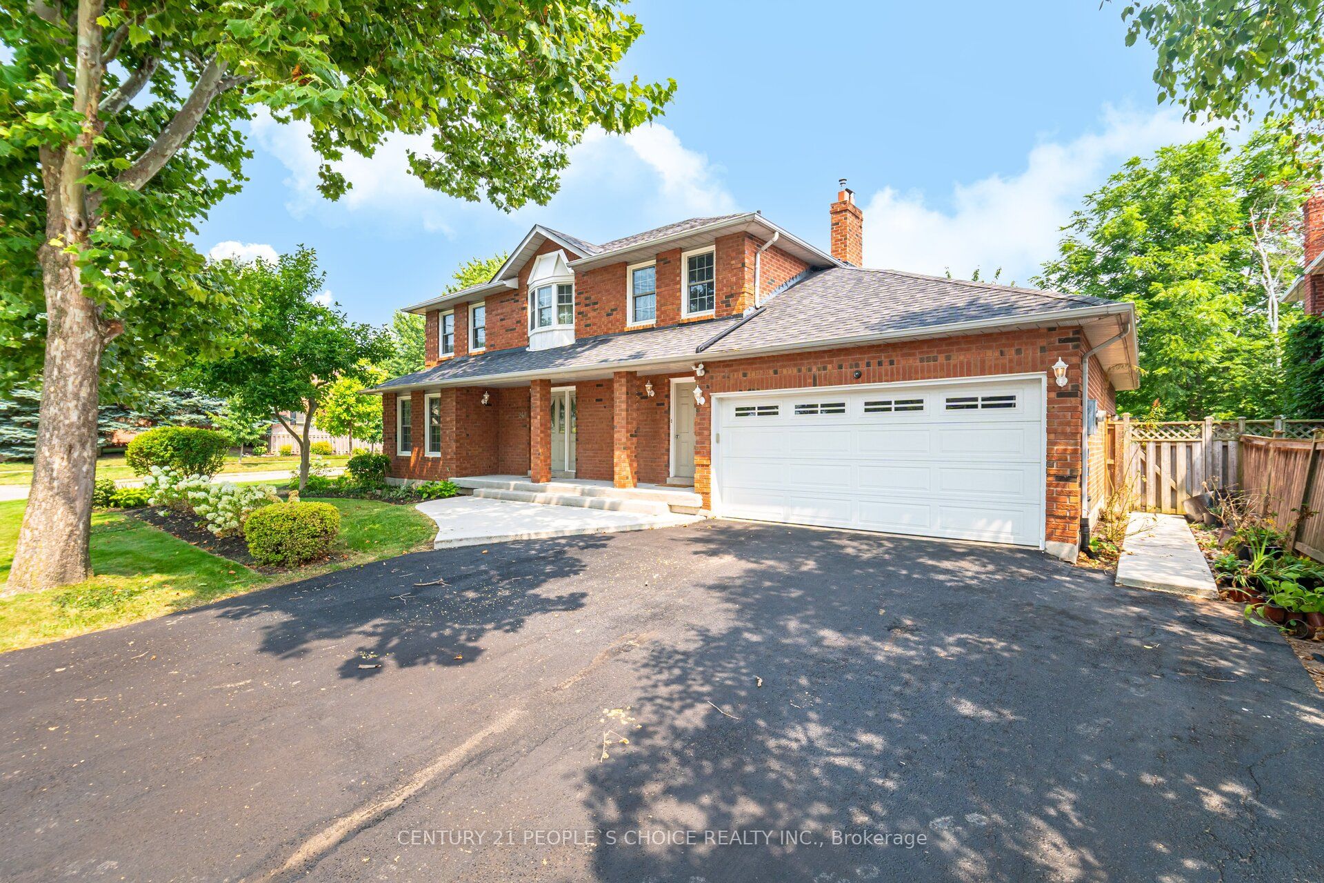 241 Mississaga Street Property Photo