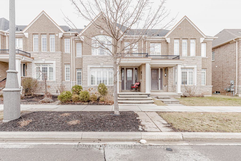 532 Sixteen Mile Drive Property Photo