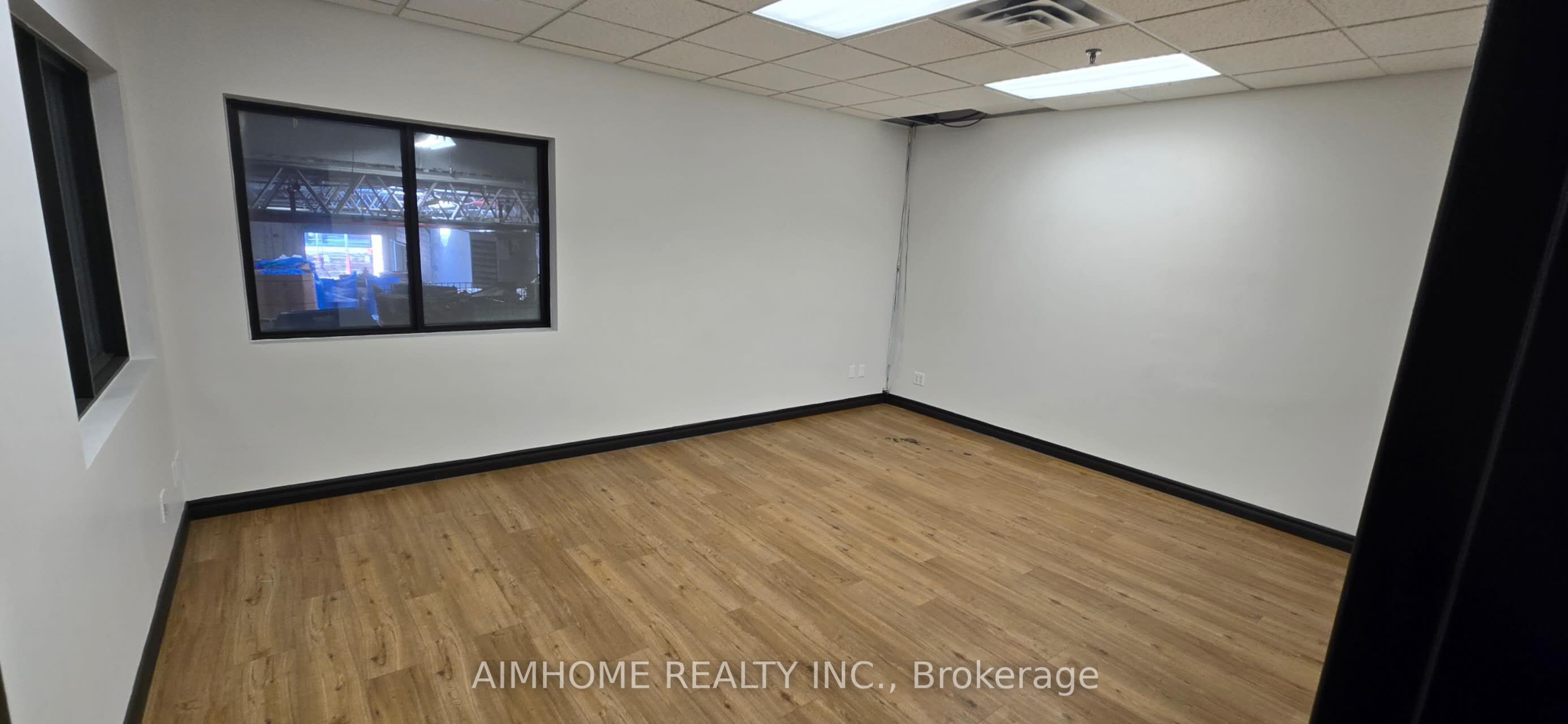 510 Garyray Drive Property Photo 3