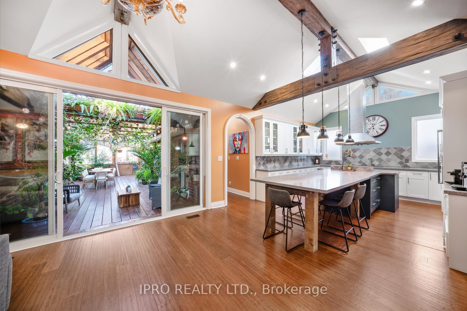 17 Hardwick Court Property Photo 21