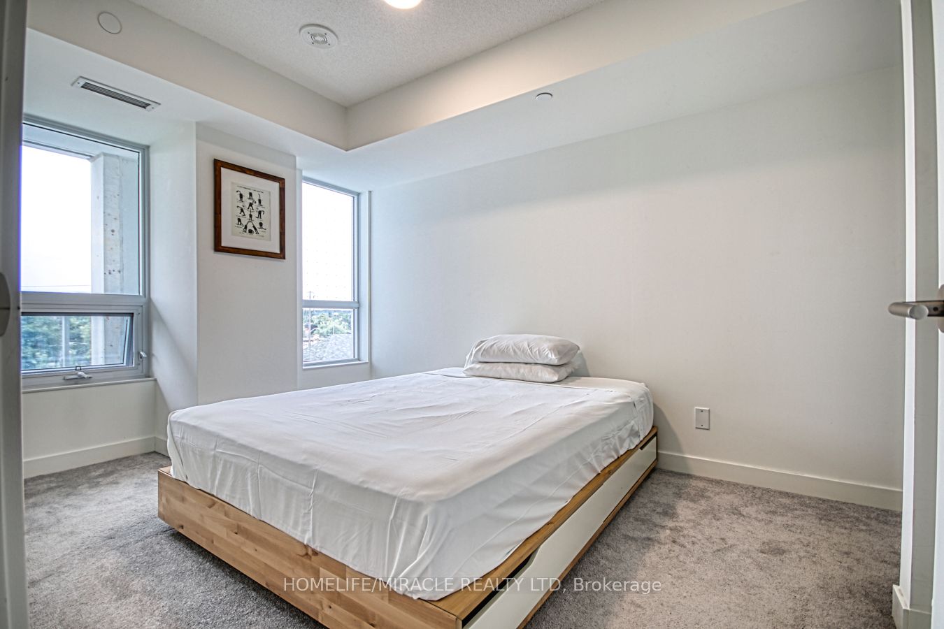 10 Wilby Crescent 402 Property Photo 14