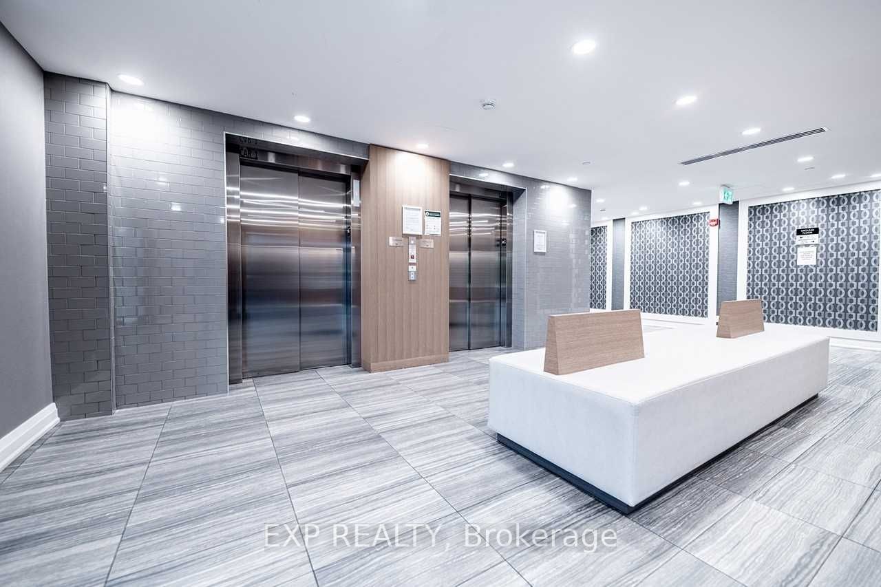 #422 - 128 Grovewood Common Street Property Photo 2