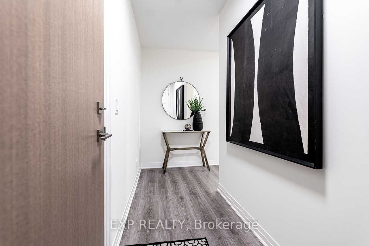 #422 - 128 Grovewood Common Street Property Photo 3