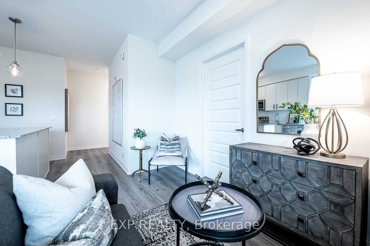 #422 - 128 Grovewood Common Street Property Photo 9