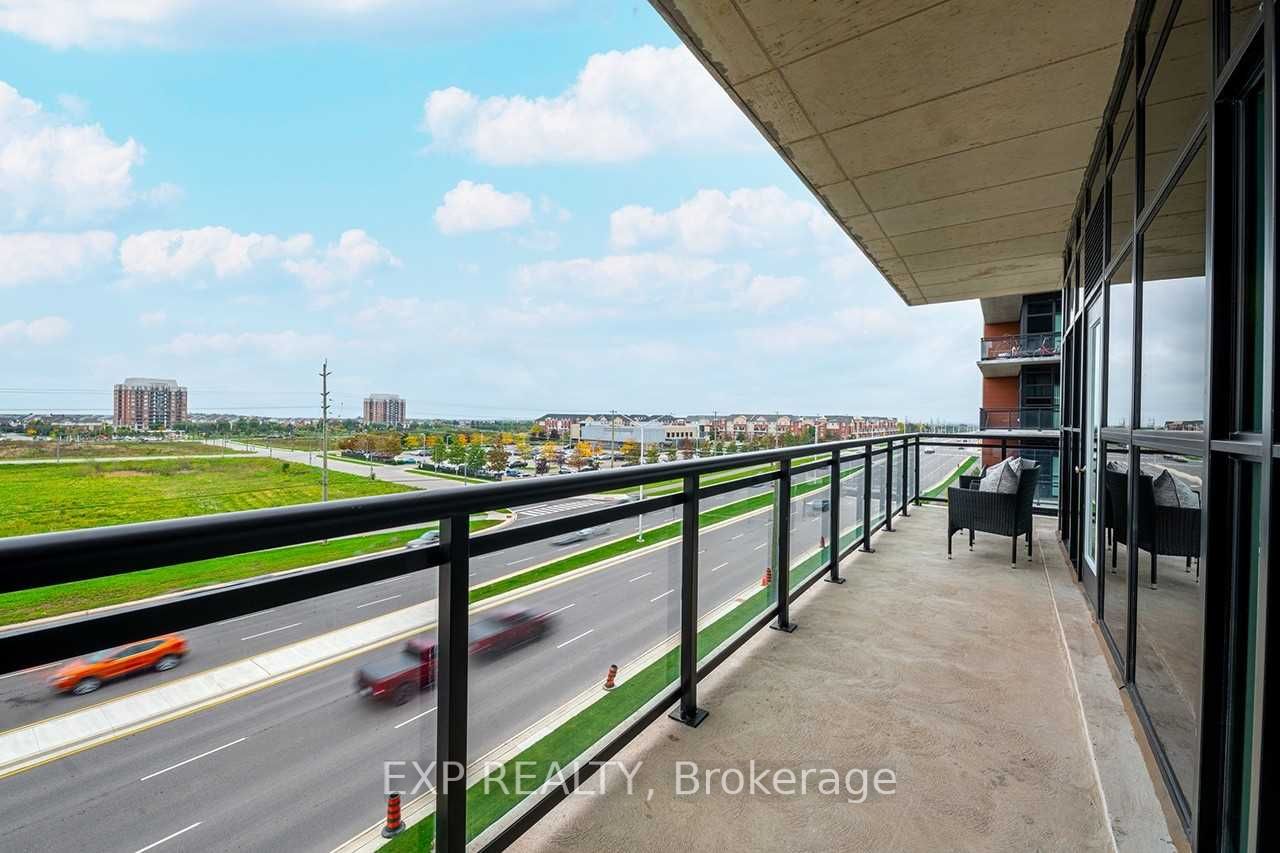 #422 - 128 Grovewood Common Street Property Photo 17