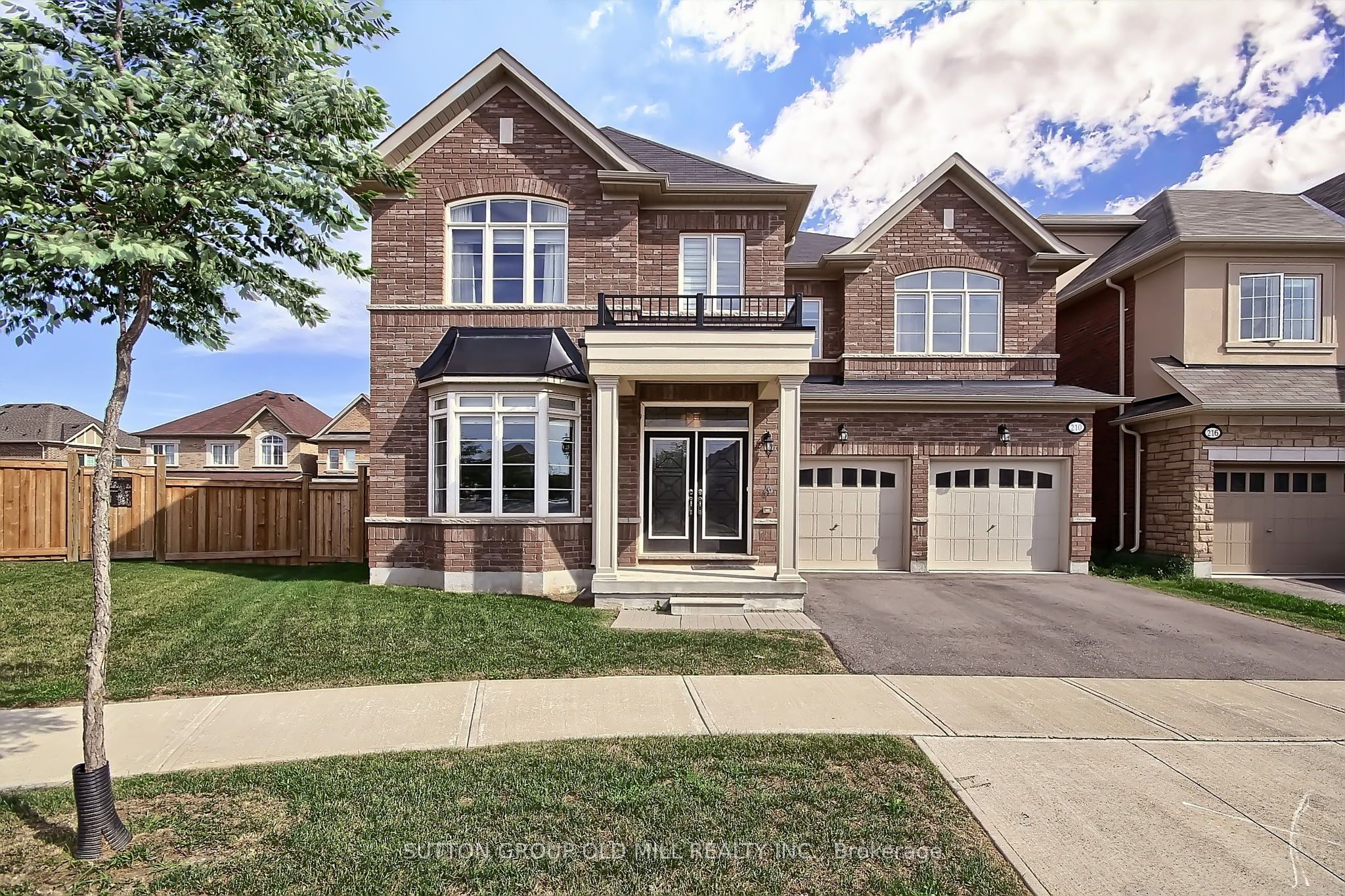 210 Jessie Caverhill Pas Property Photo