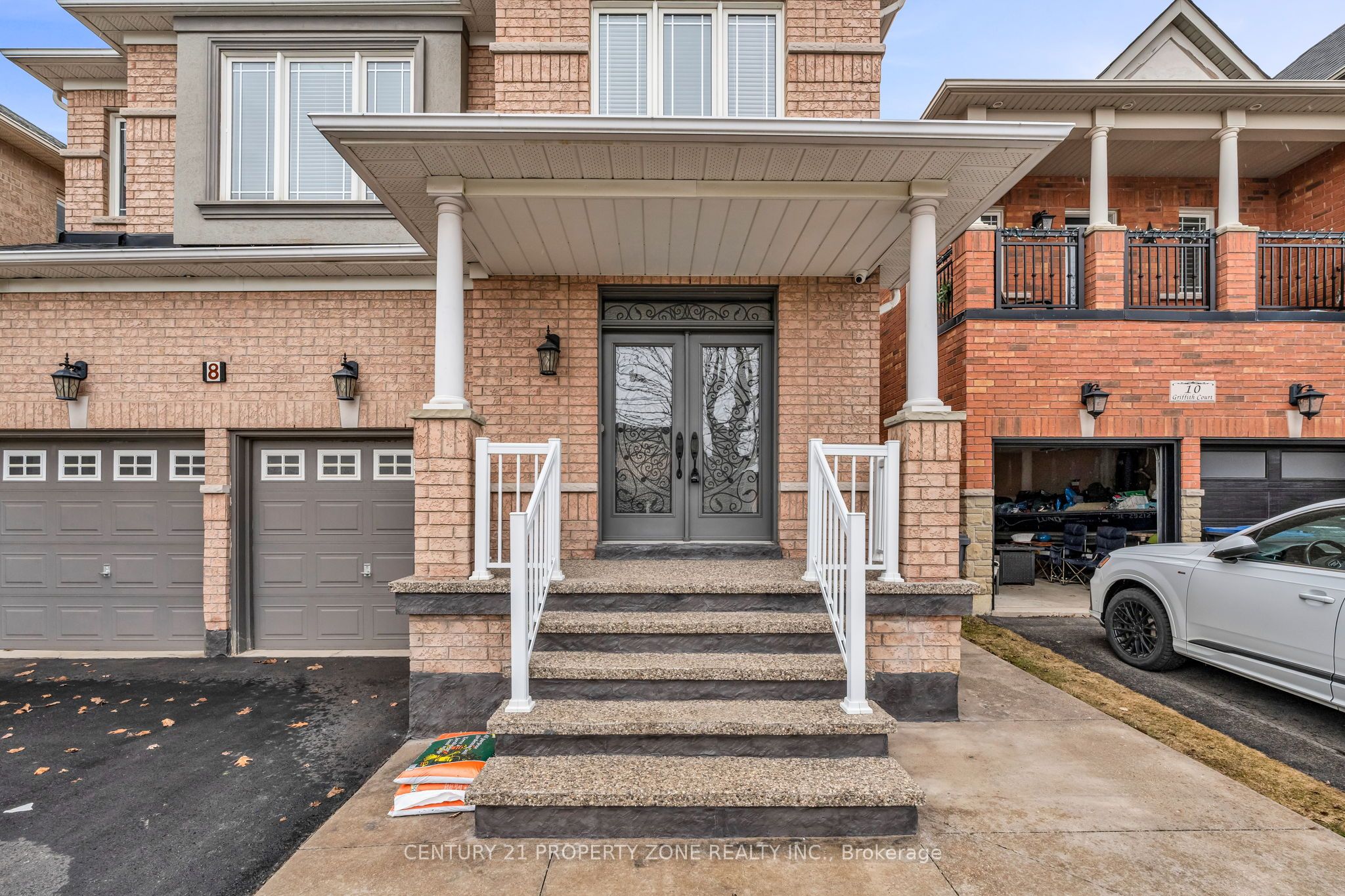 8 Griffith Court Property Photo 6