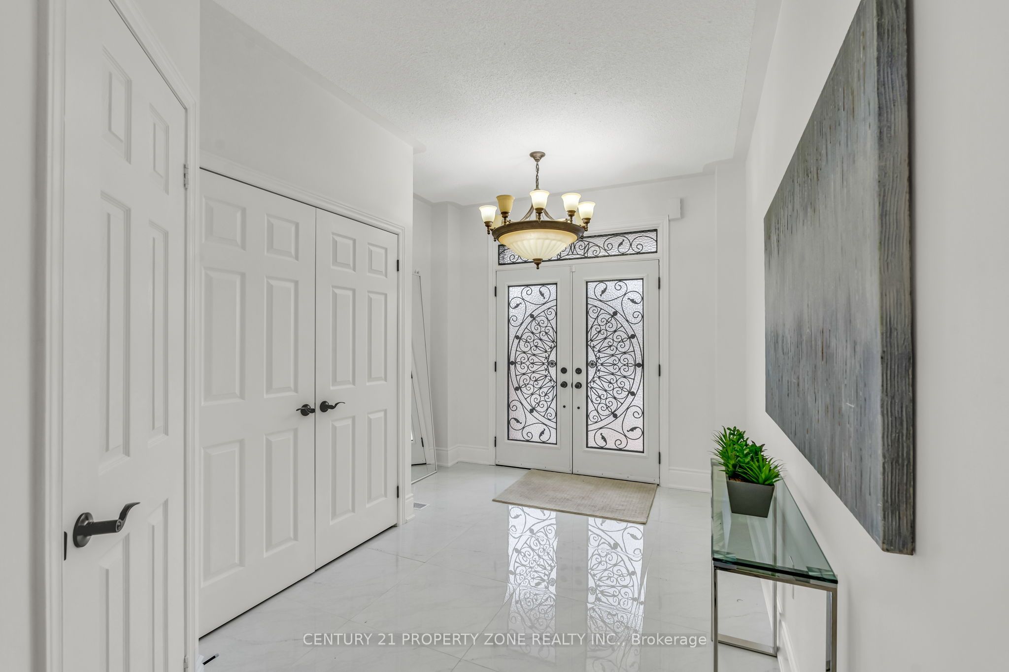 8 Griffith Court Property Photo 9