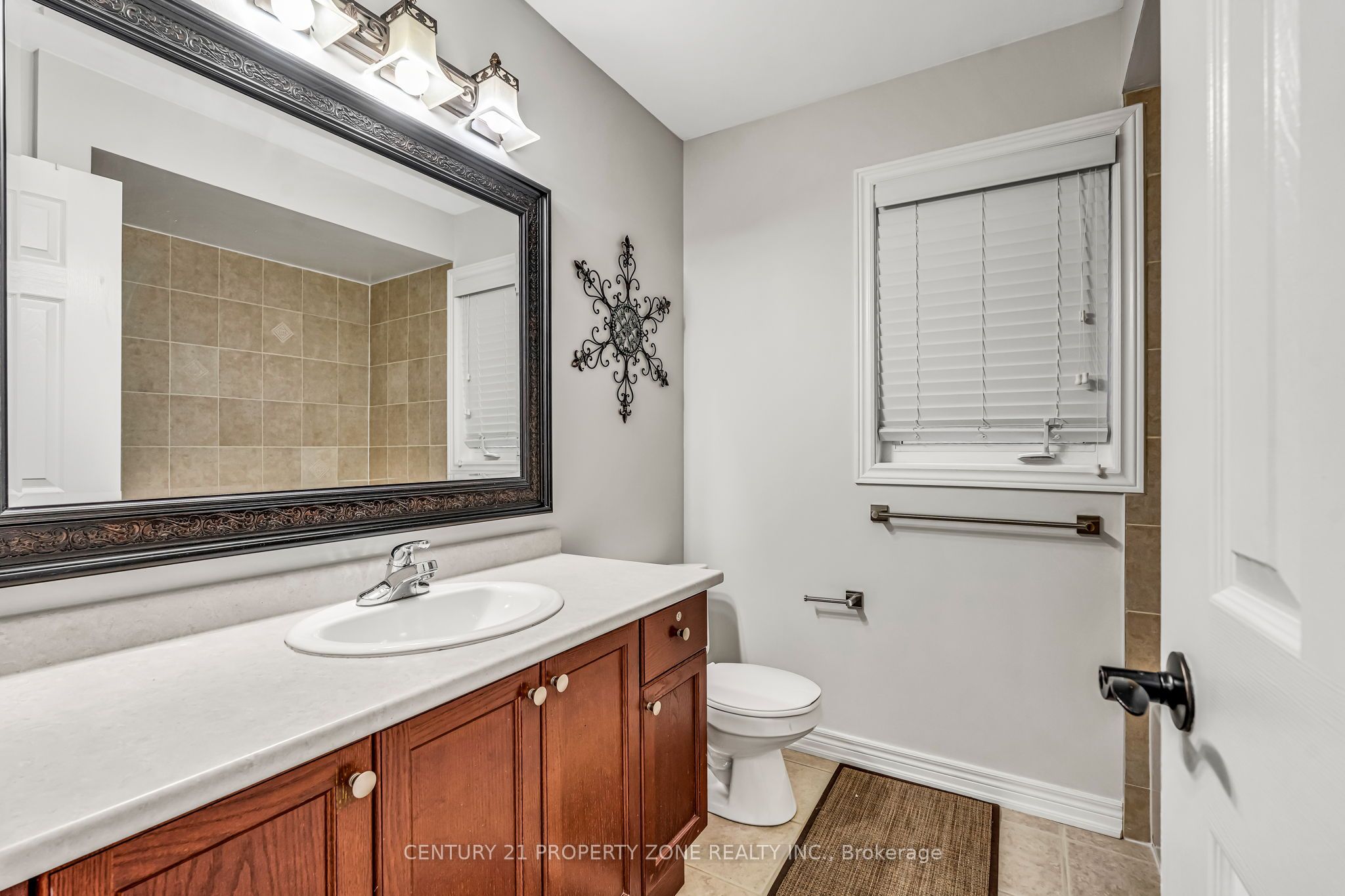 8 Griffith Court Property Photo 36