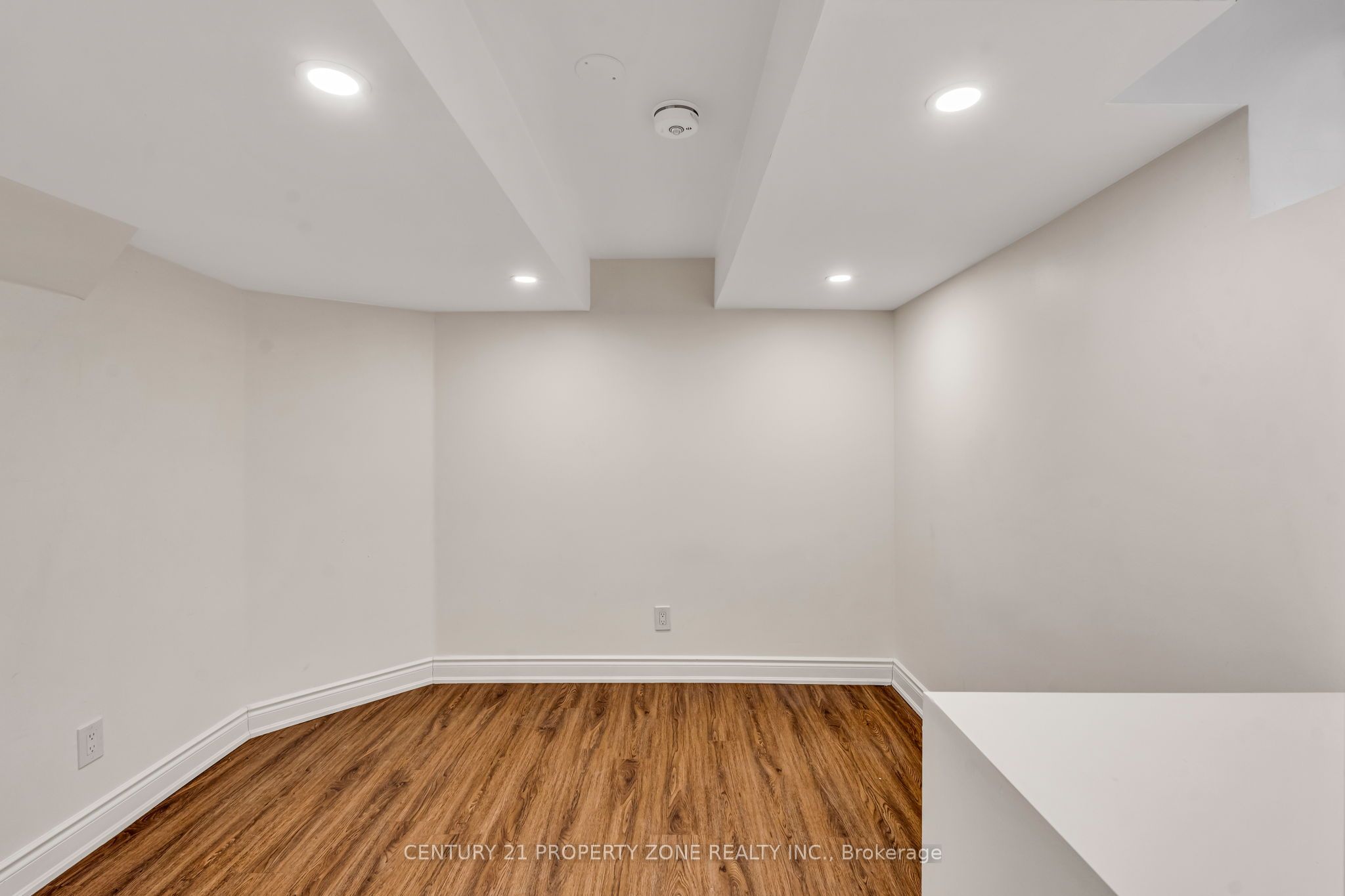 8 Griffith Court Property Photo 46