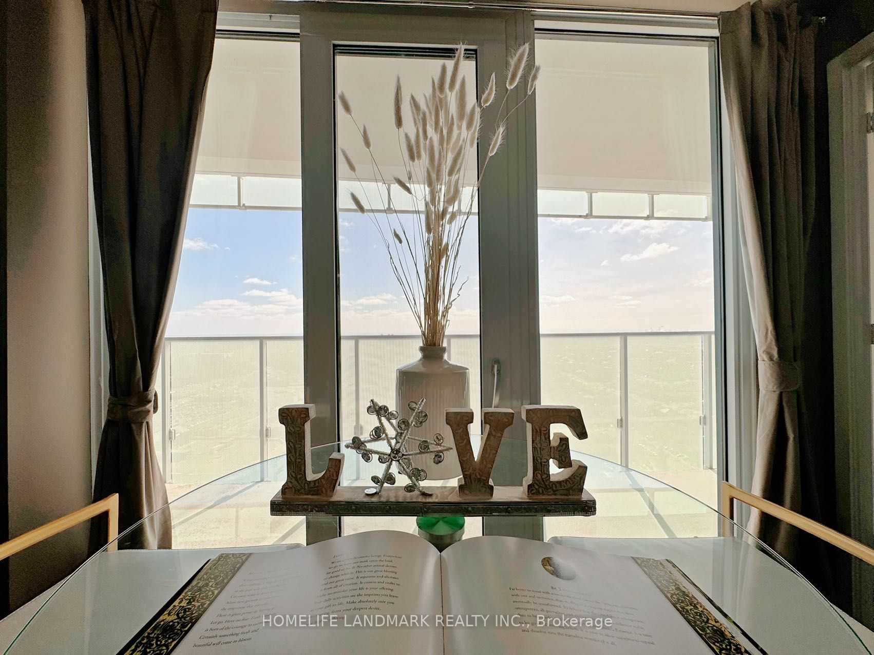 #2609 - 3883 Quartz Road Property Photo 1