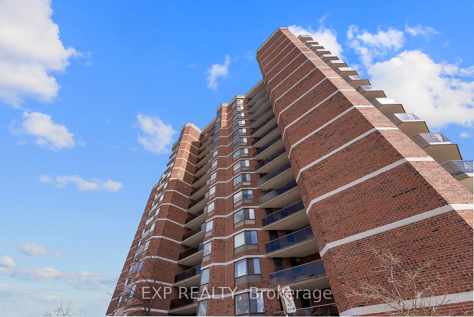 #207 - 238 Albion Road Property Photo