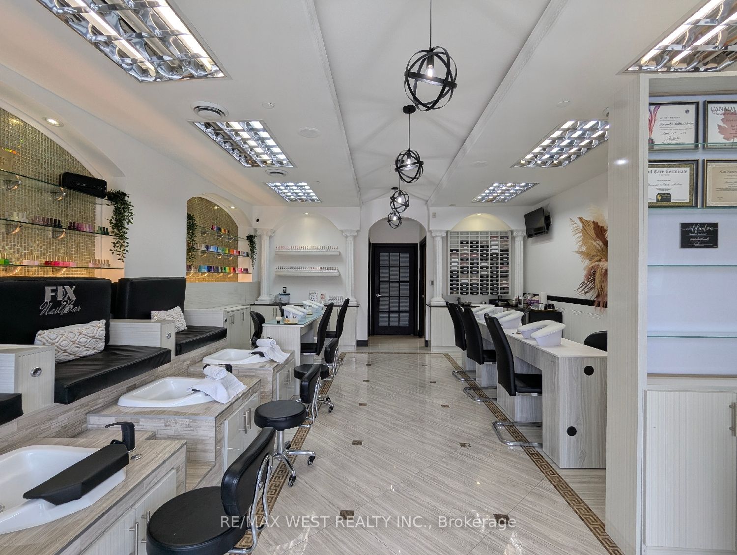 409 Keele Street Property Photo 13