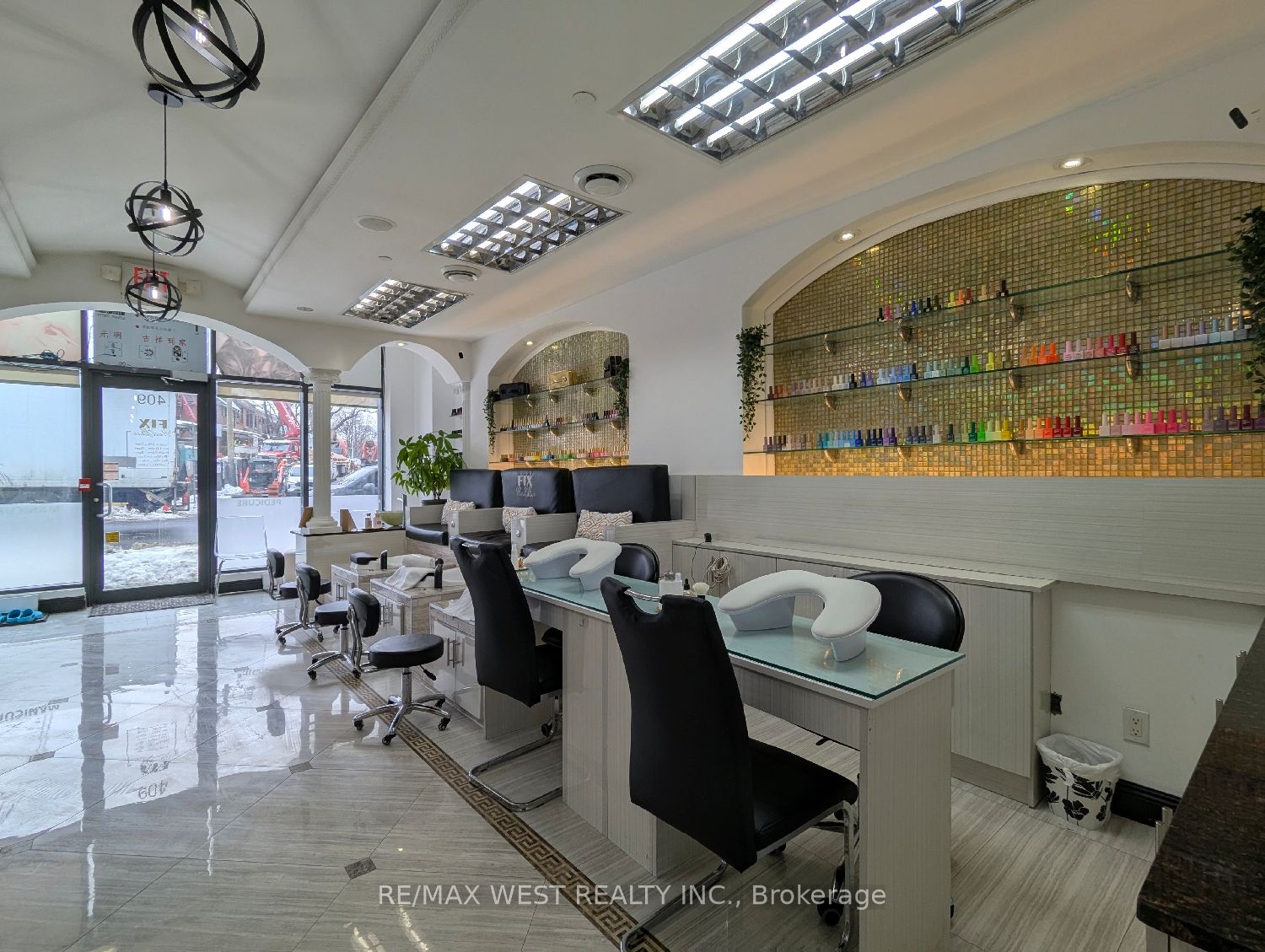 409 Keele Street Property Photo 14