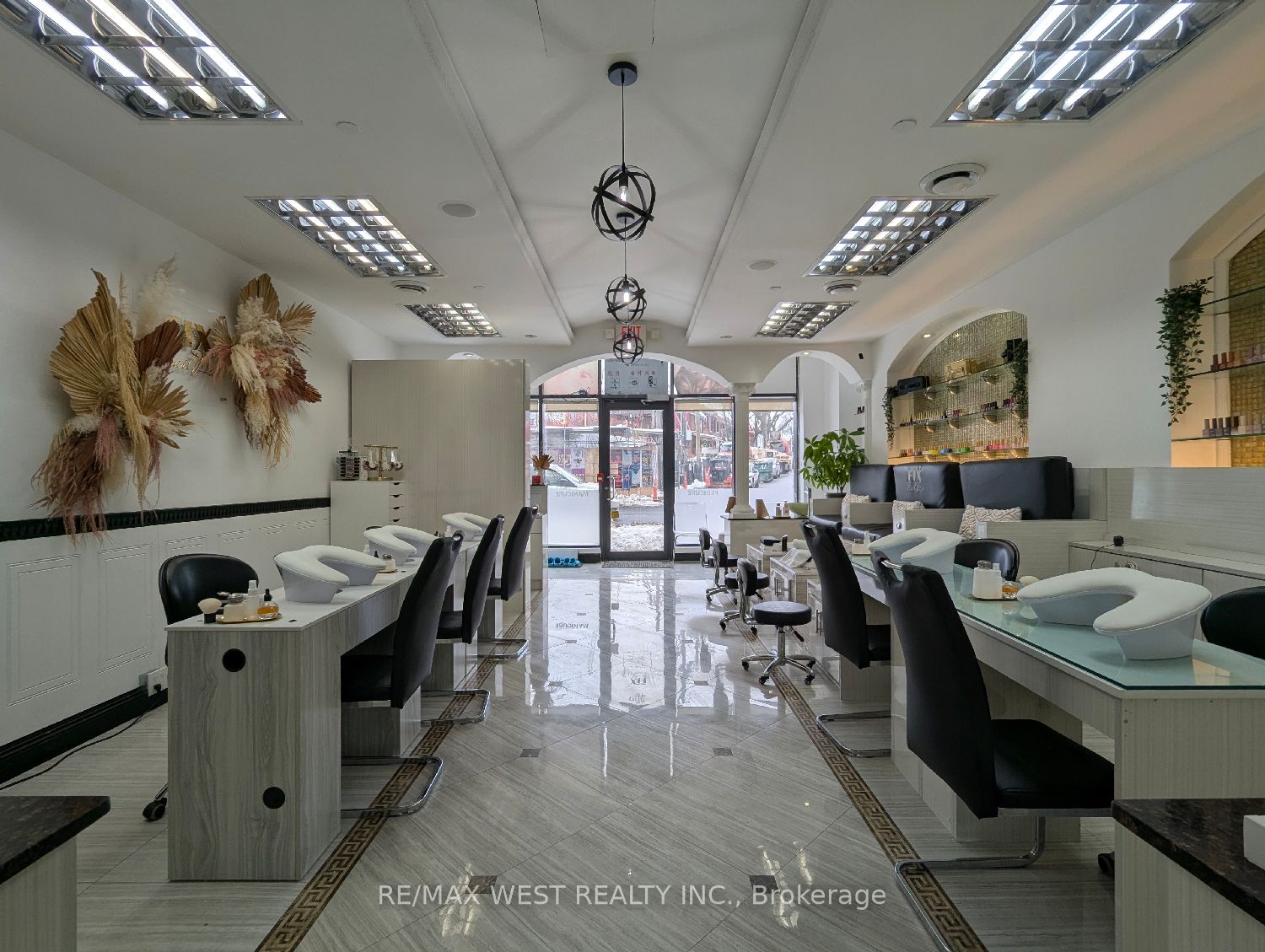 409 Keele Street Property Photo 15