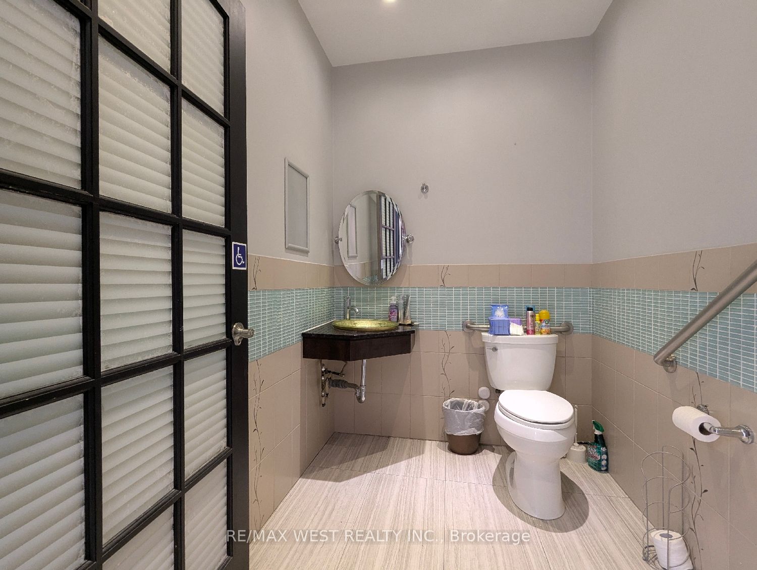 409 Keele Street Property Photo 19