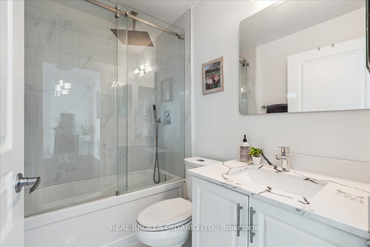 #1111 - 223 Webb Drive Property Photo 21