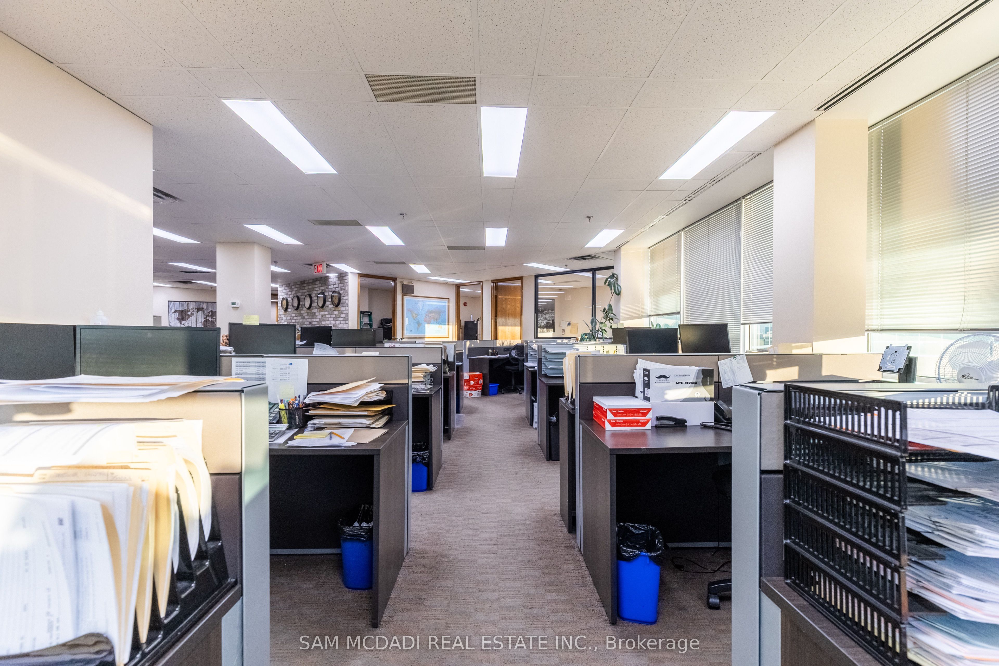 #309 - 2800 Skymark Avenue Property Photo 18