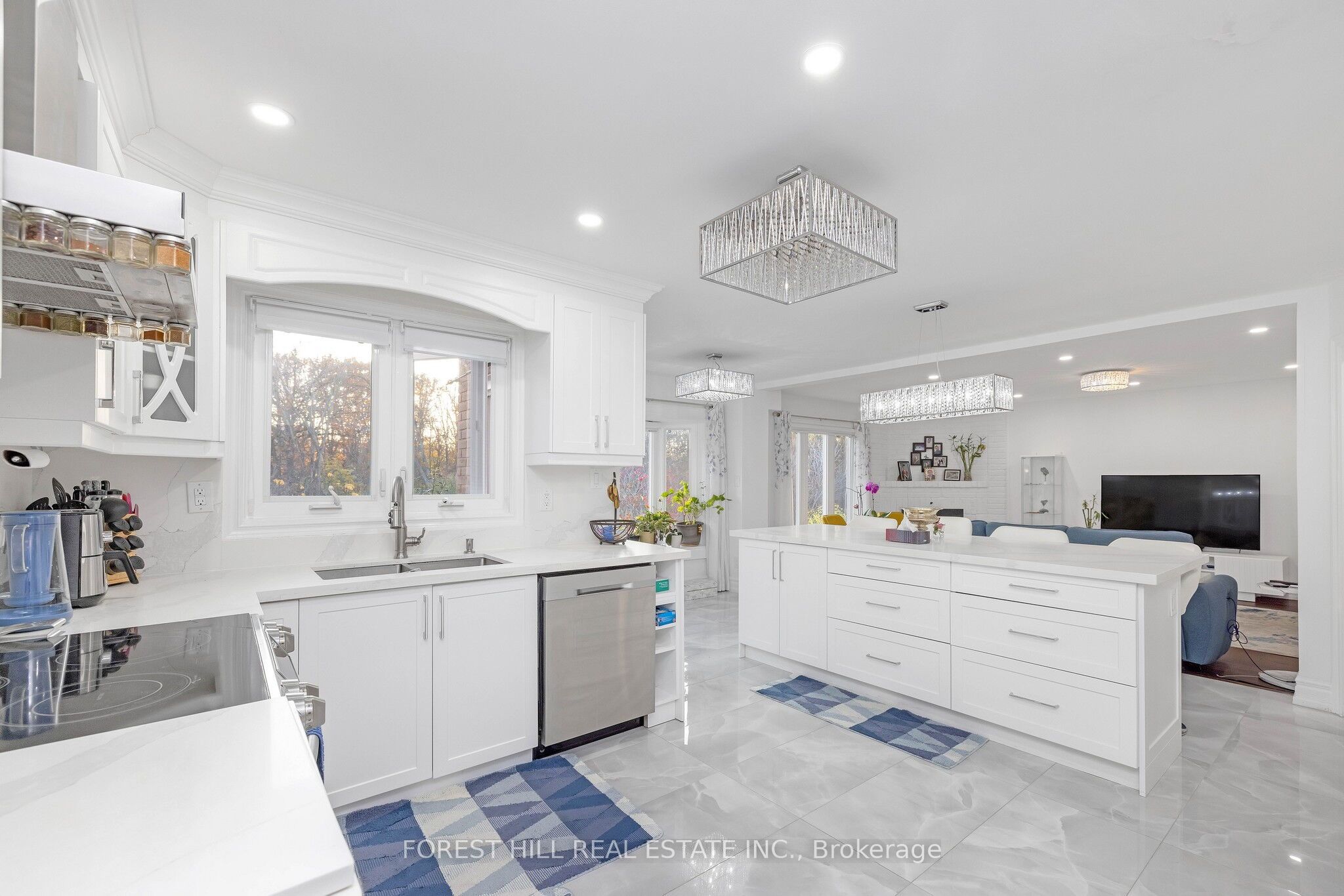 4640 Beaufort Terrace Property Photo 9