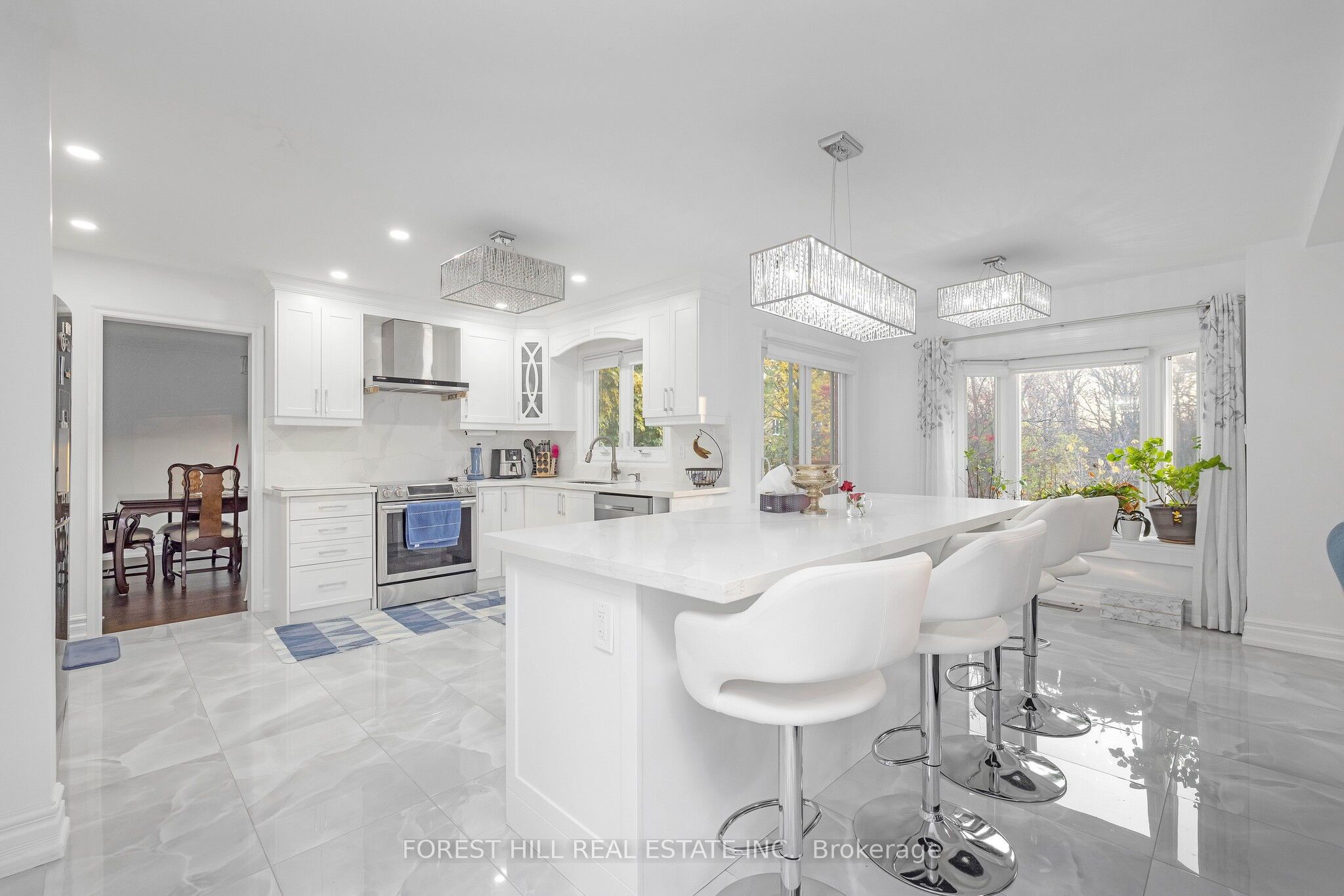 4640 Beaufort Terrace Property Photo 10