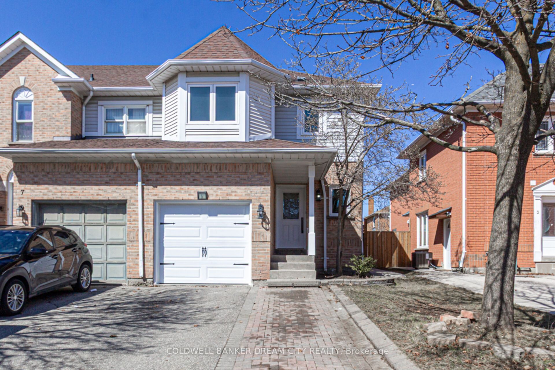 5 Asterwind Cres Property Photo 1
