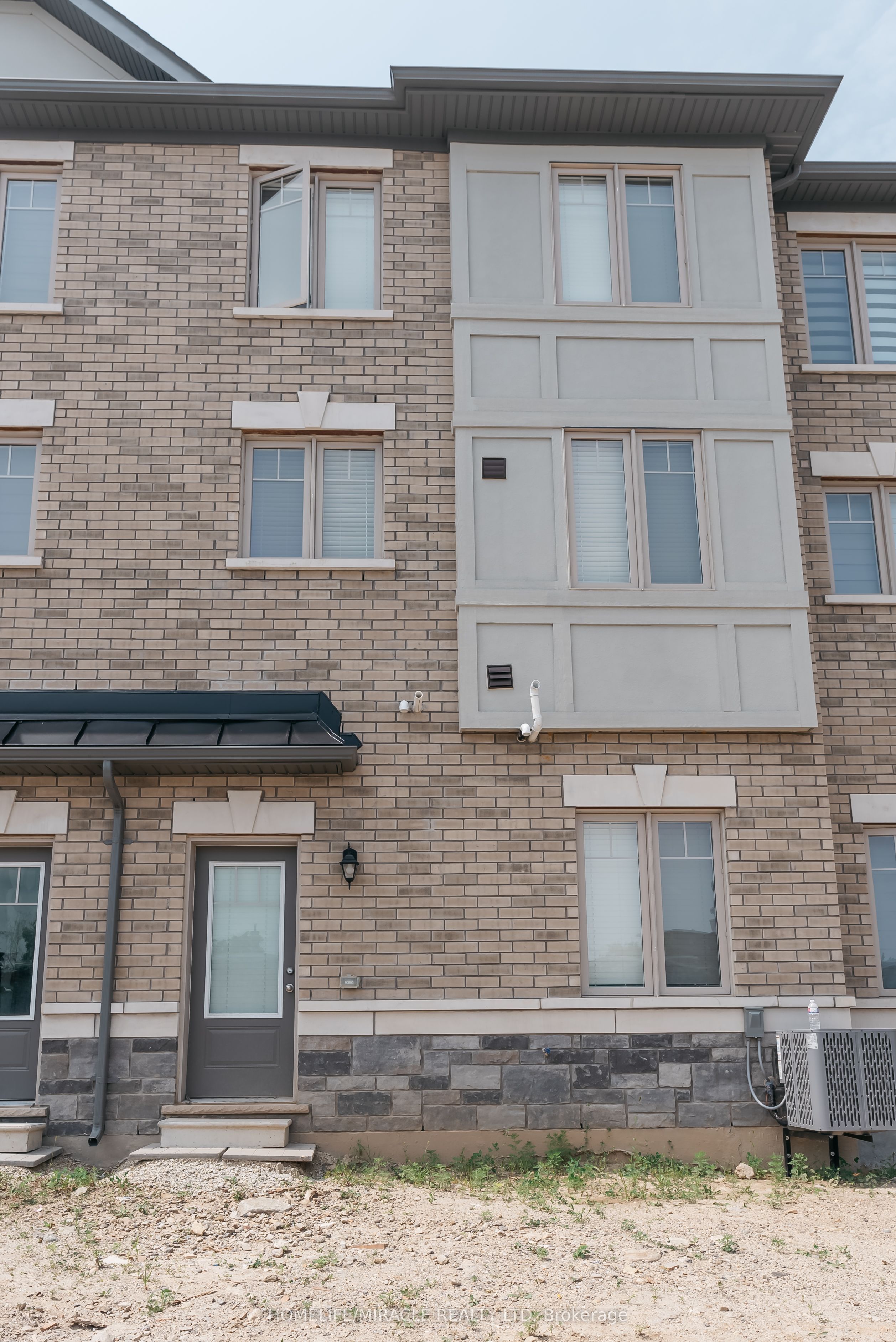 68 First Street 3 Property Photo 25