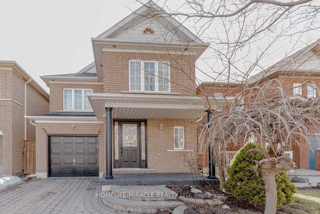 38 Heartleaf Crescent Property Photo 1