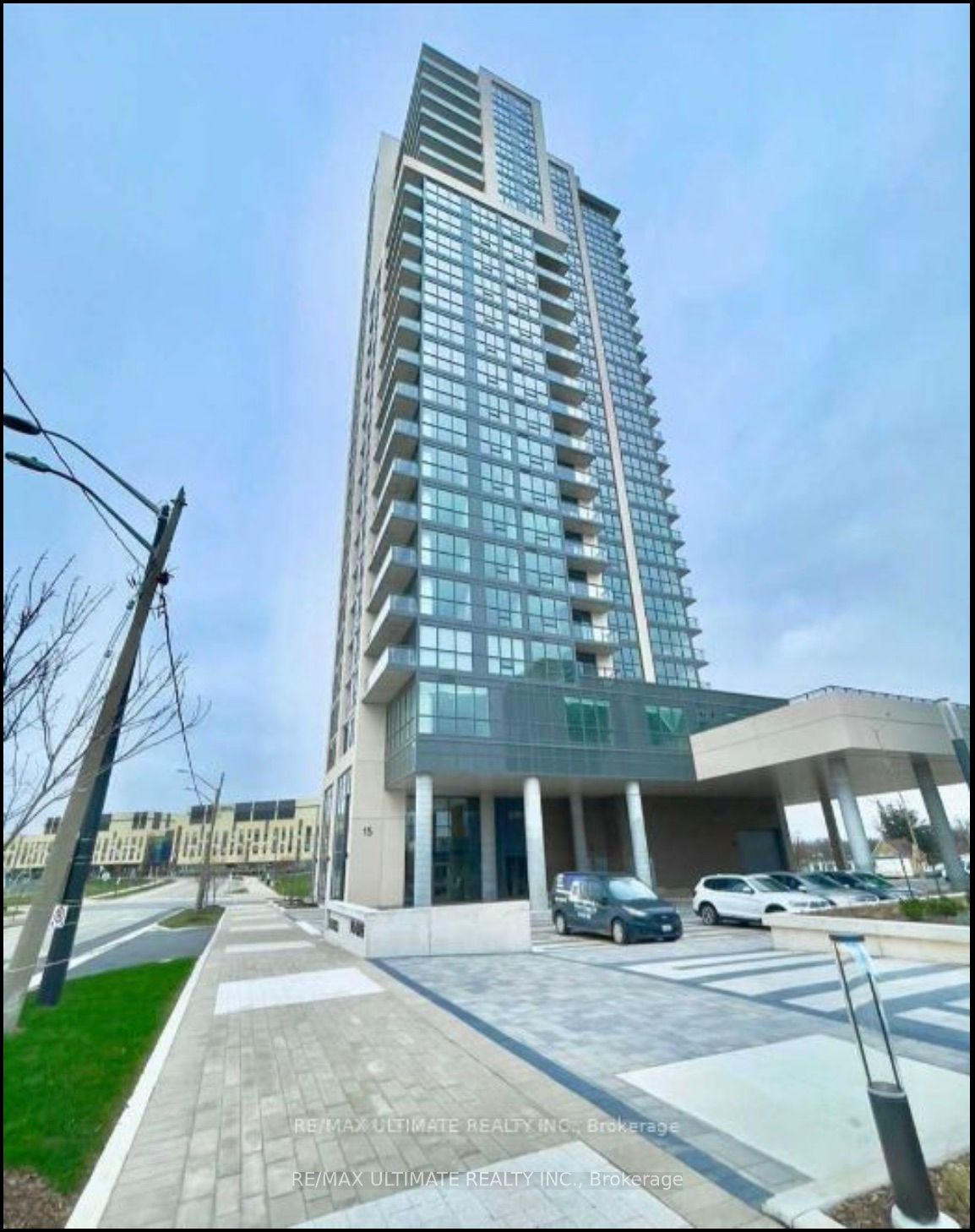 #906 - 15 Lynch Street Property Photo 2