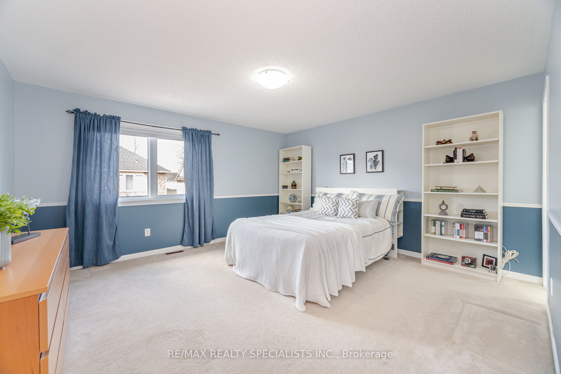 1660 Dempsey Crescent Property Photo 28