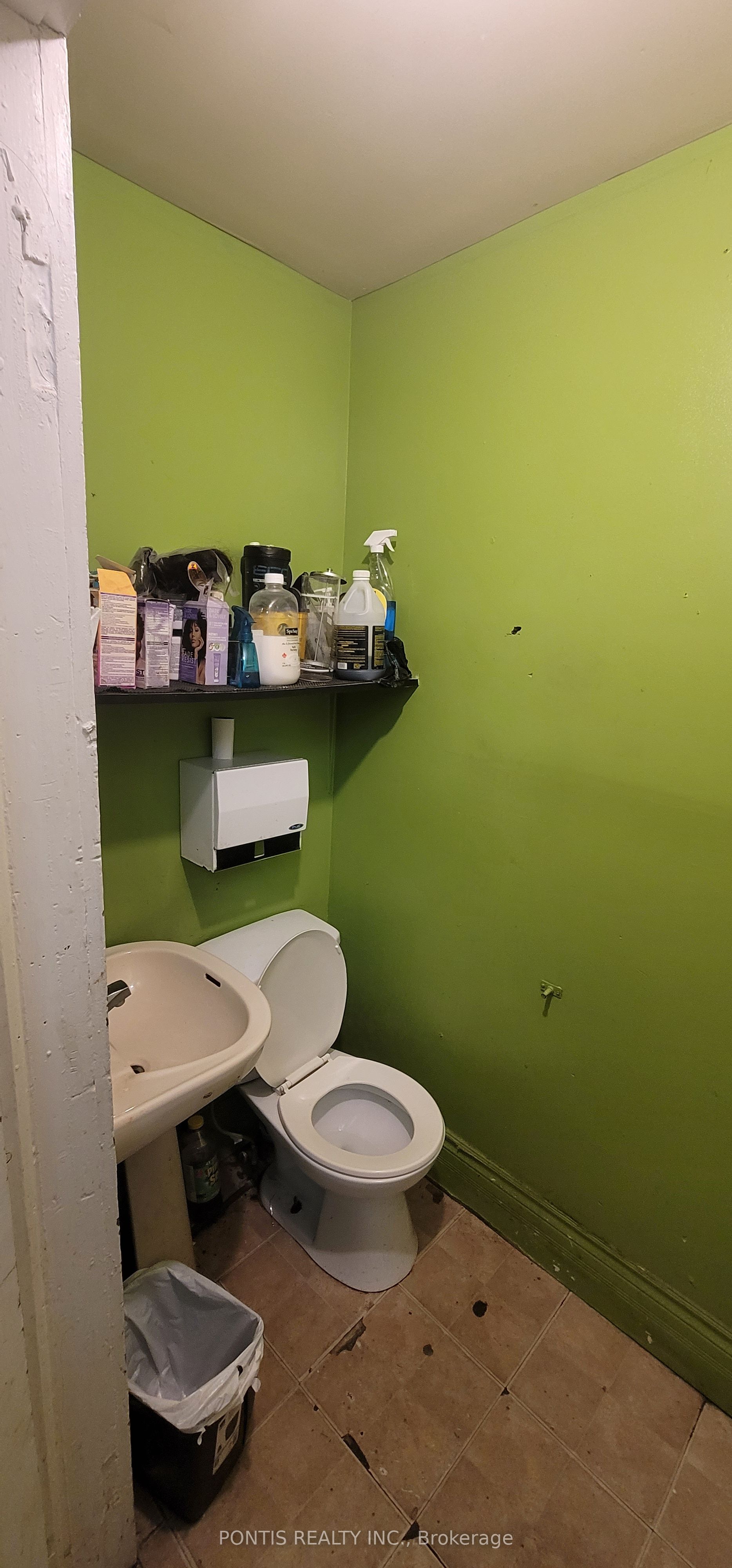 35 Queen Street Property Photo 5