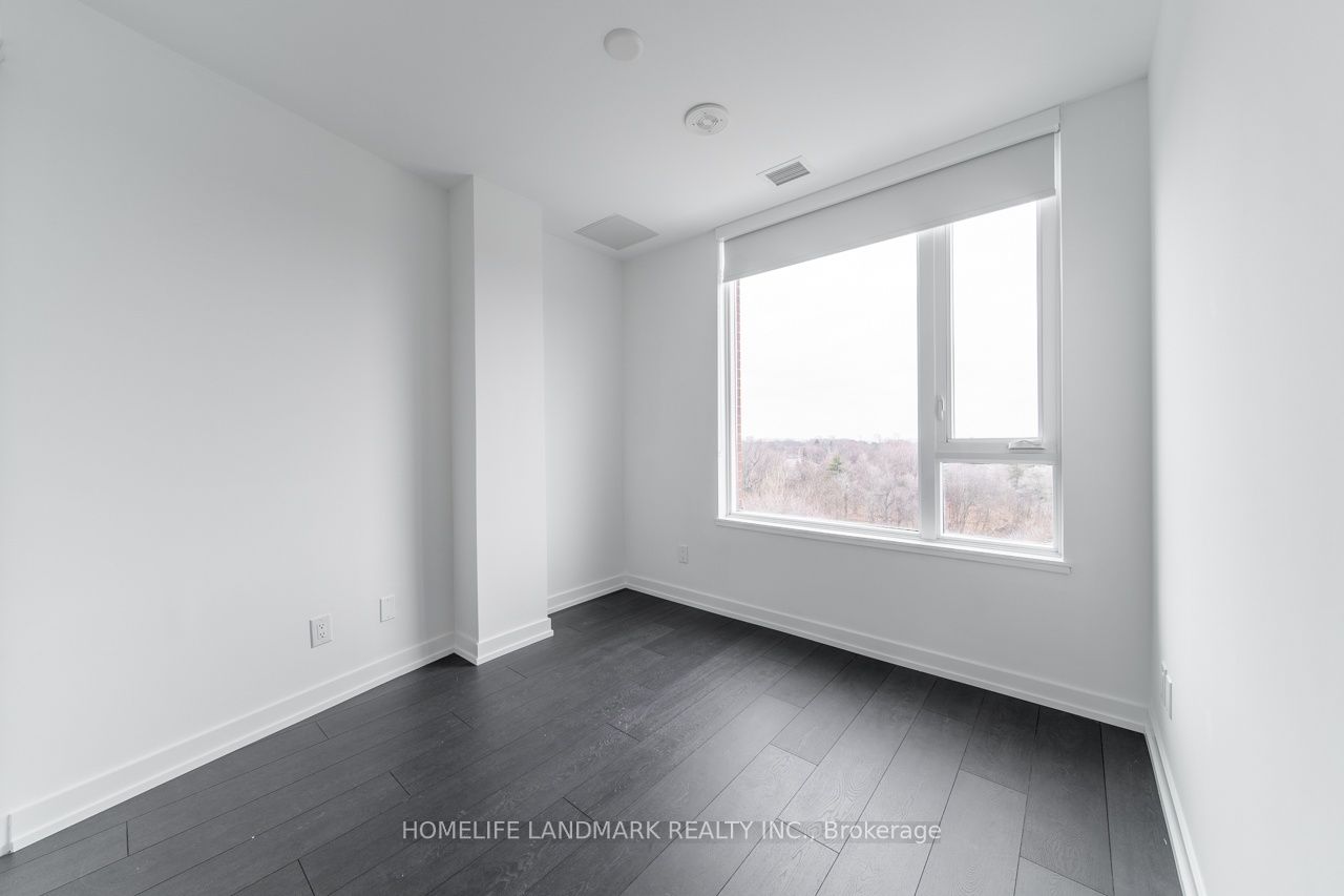 #632 - 3100 Keele Street Property Photo 3