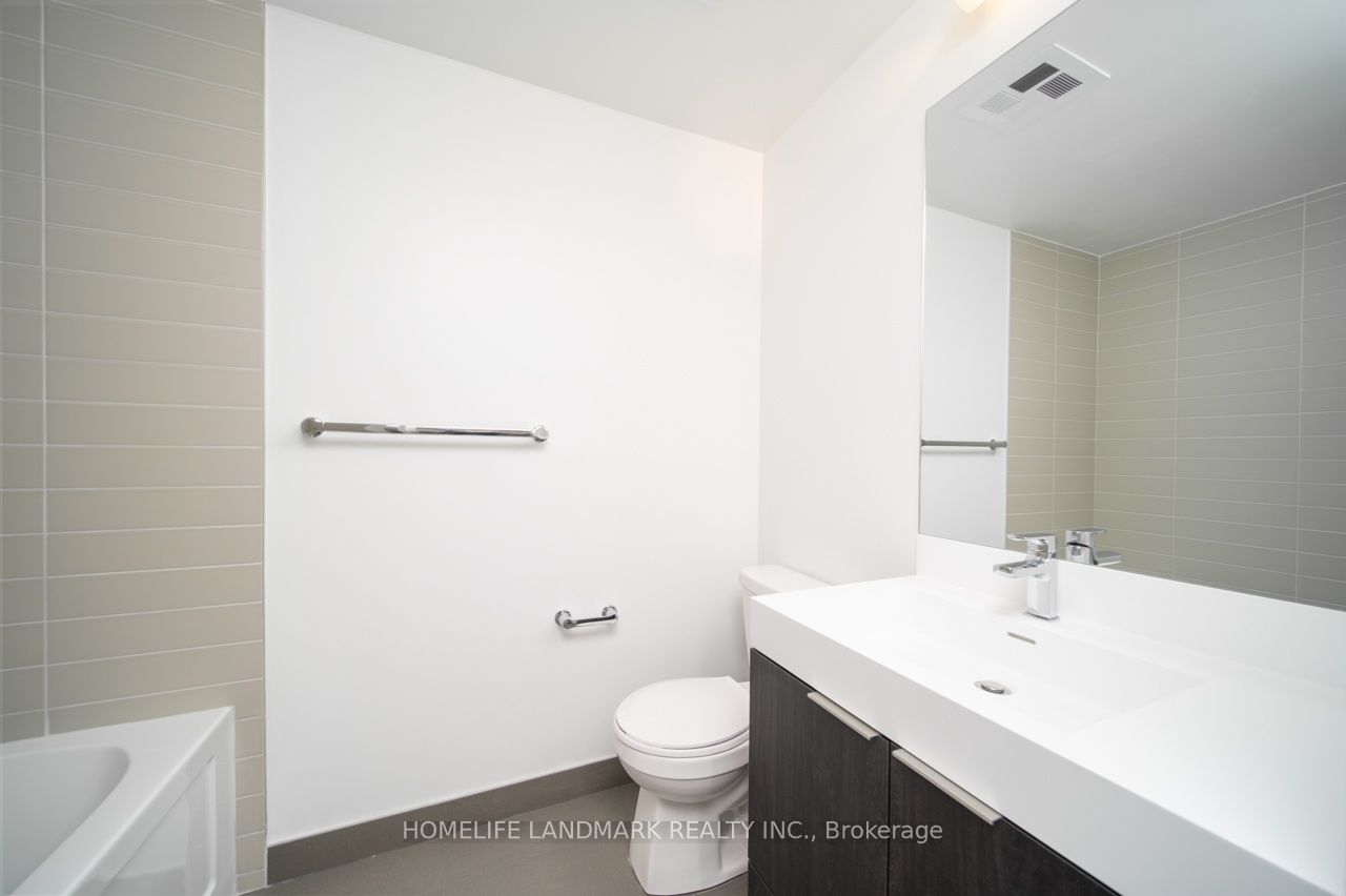 #632 - 3100 Keele Street Property Photo 5
