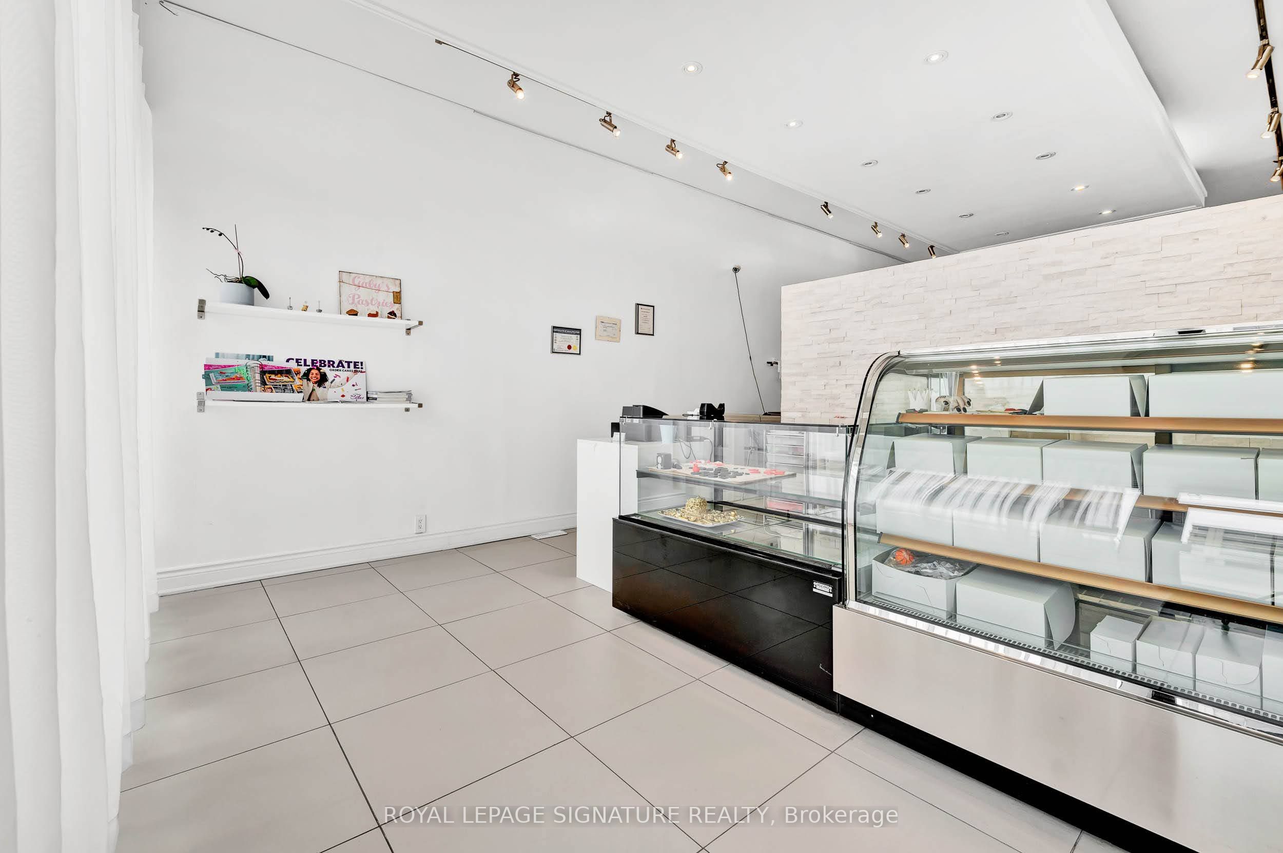3588 Dufferin Street Property Photo 3