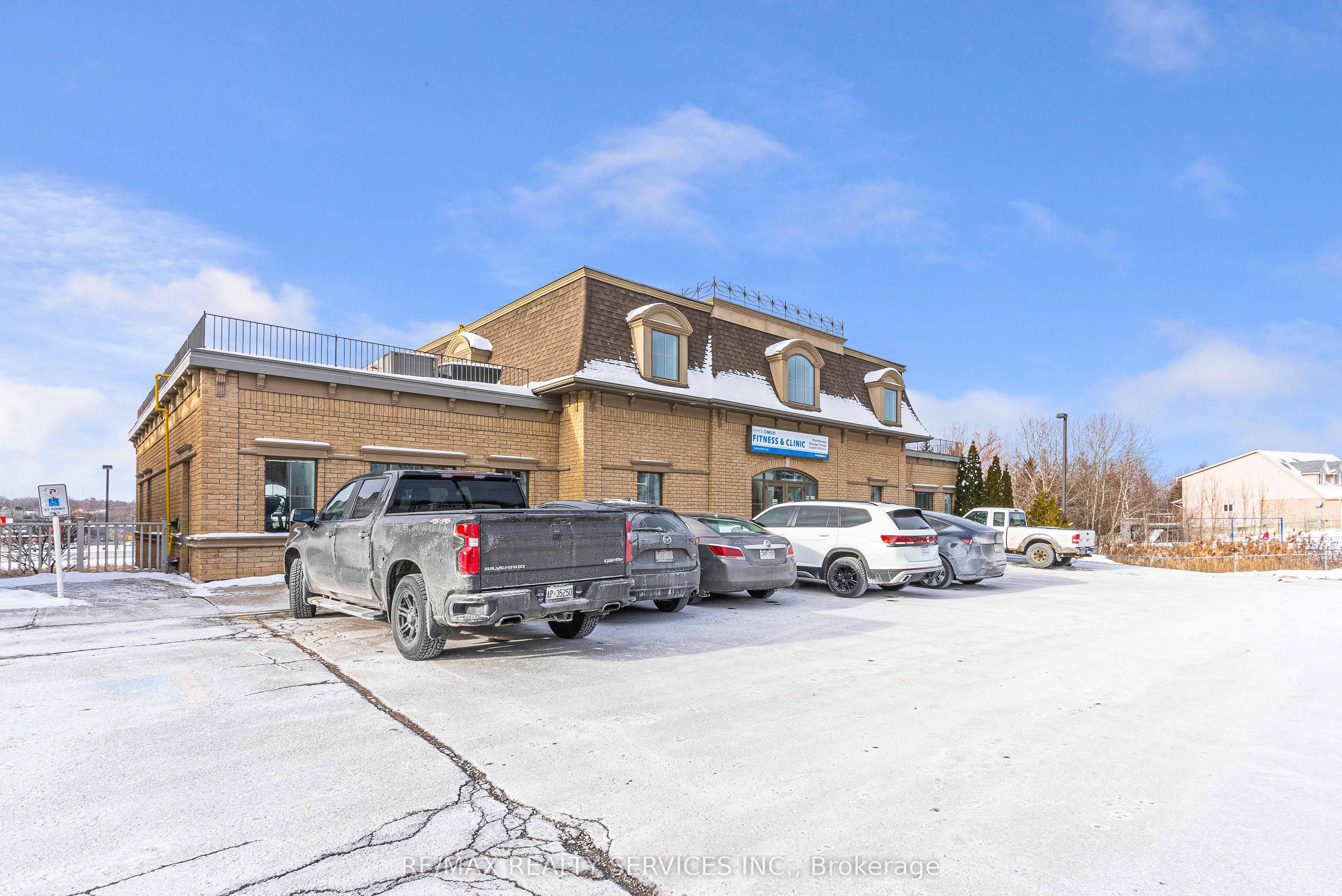 #3 A - 170 Lakeview Court Property Photo 4