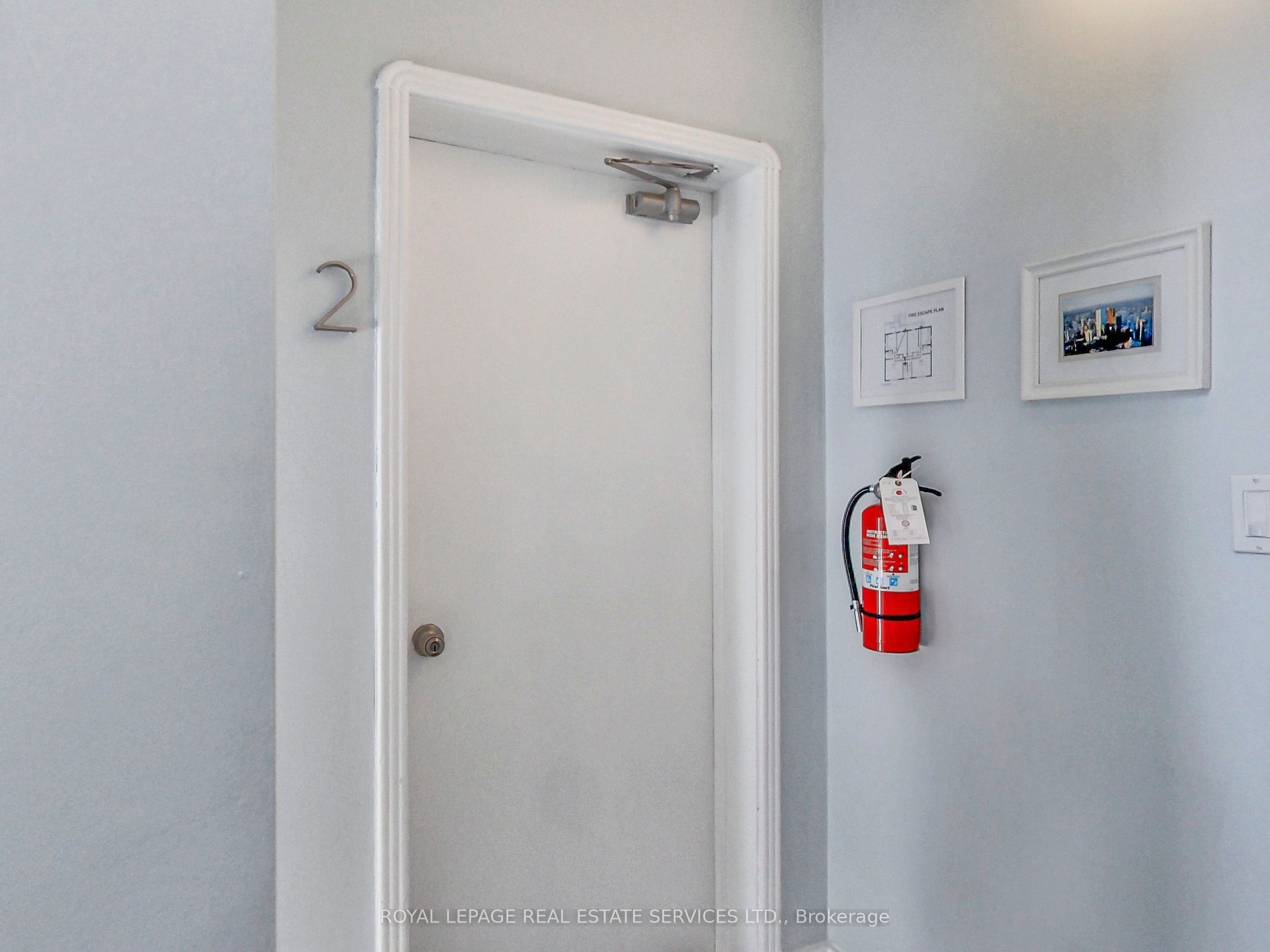 197 Royal York Road Property Photo 9