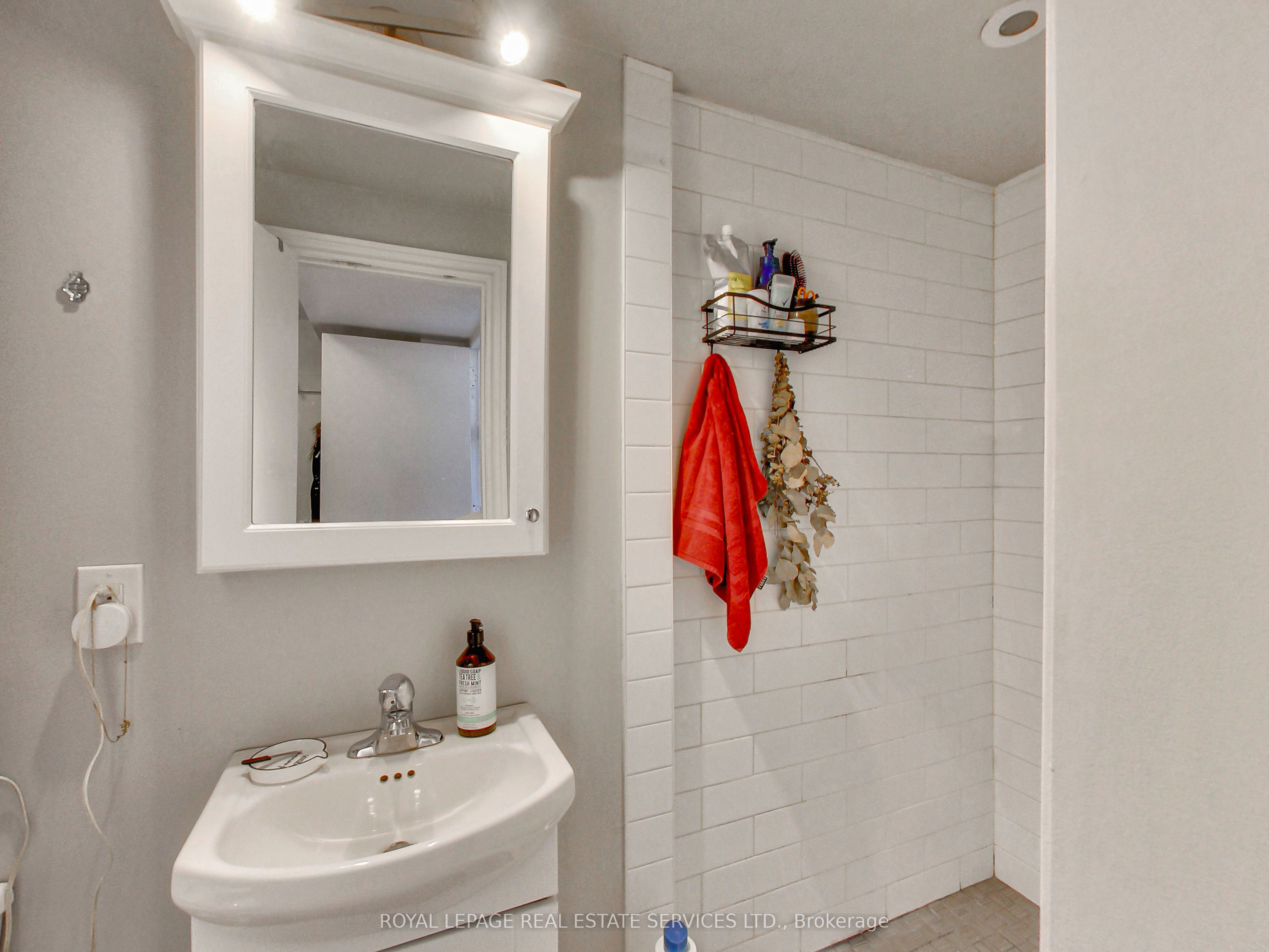 197 Royal York Road Property Photo 29