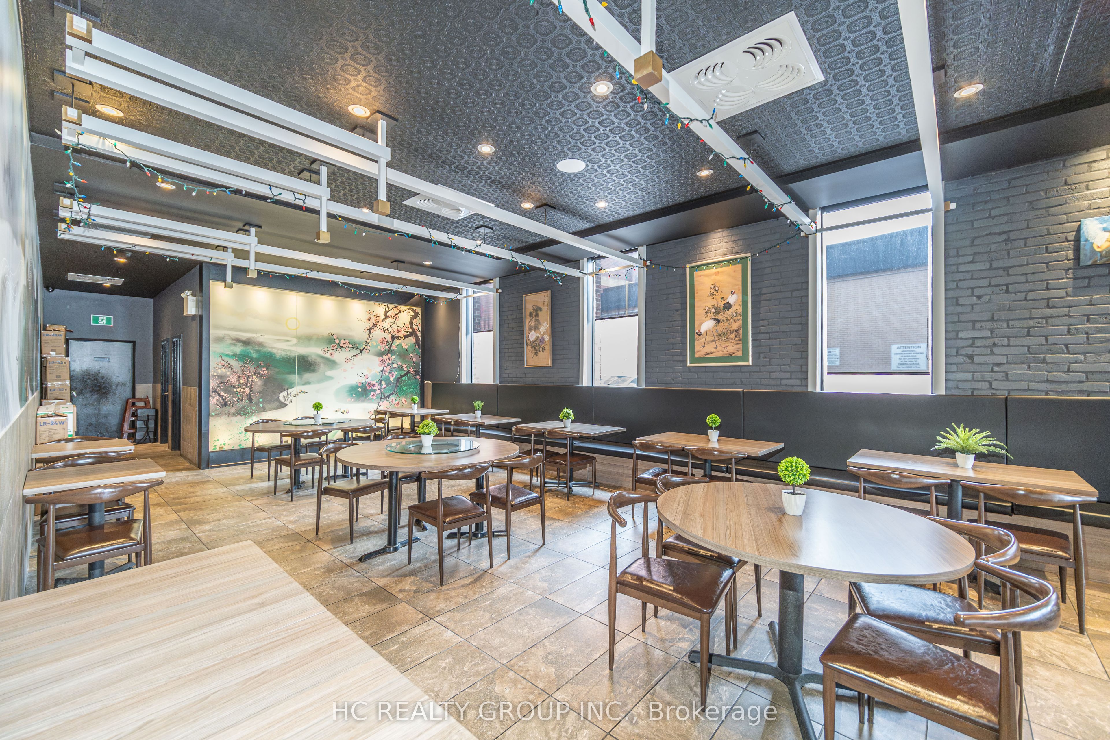 9 Queen Street Property Photo 3