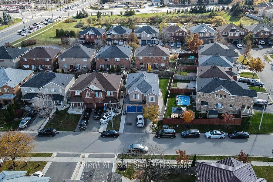 3 Silverbell Court Property Photo 1