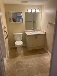 1056 Queens Avenue 504 Property Photo 8