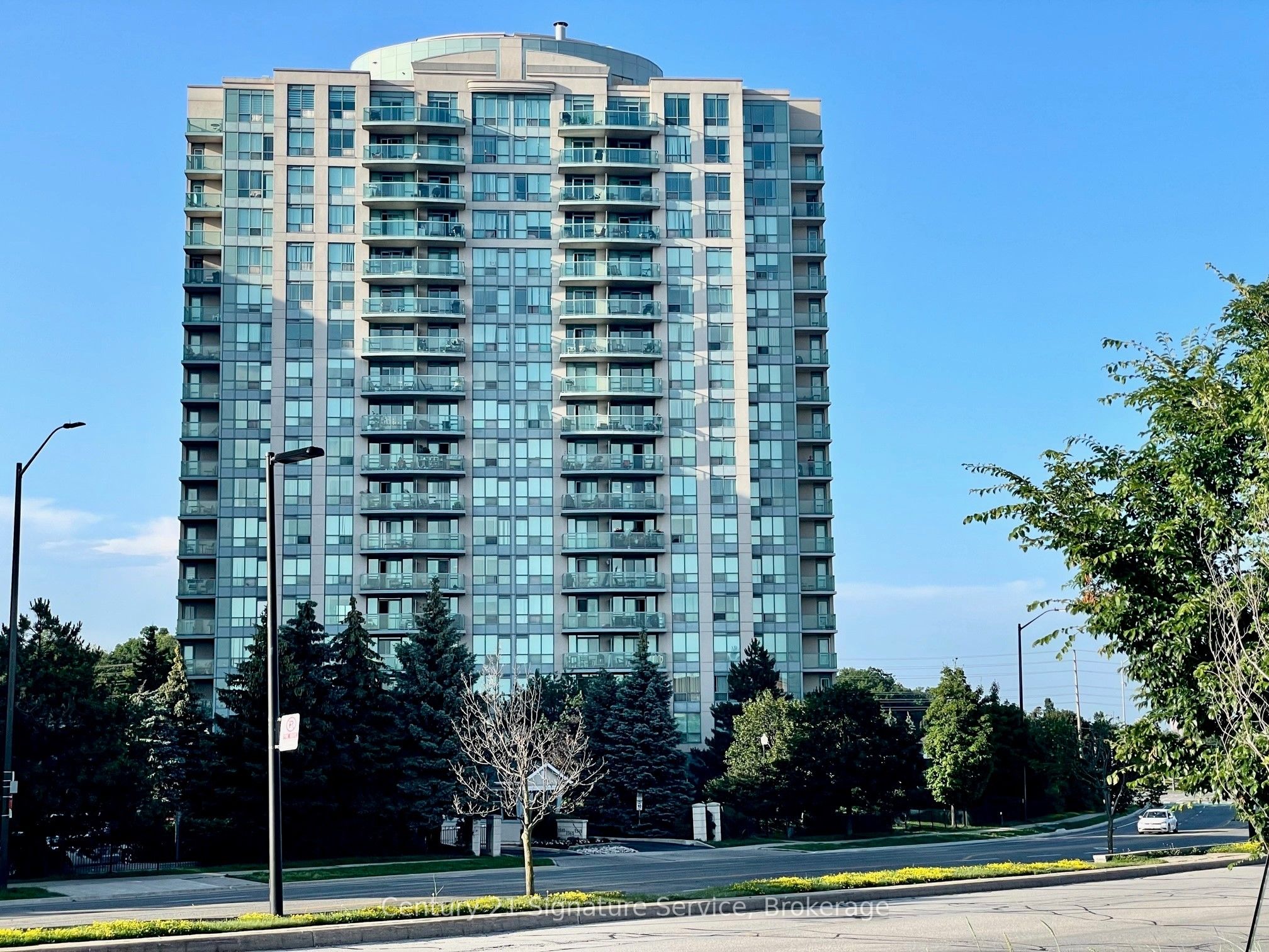 #1802 - 2545 Erin Centre Boulevard Property Photo