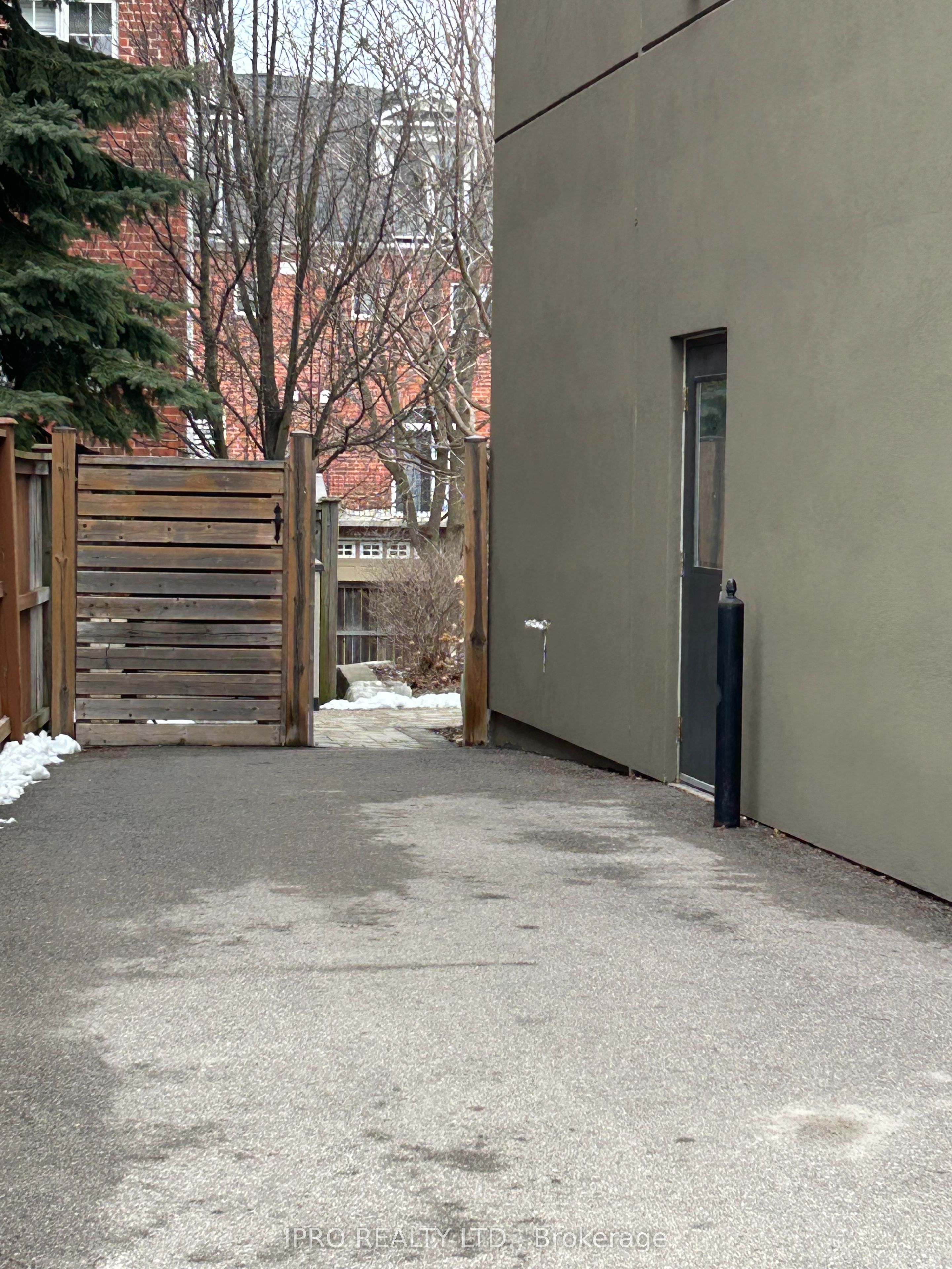 #c - 14 Wesleyan Street Property Photo 2