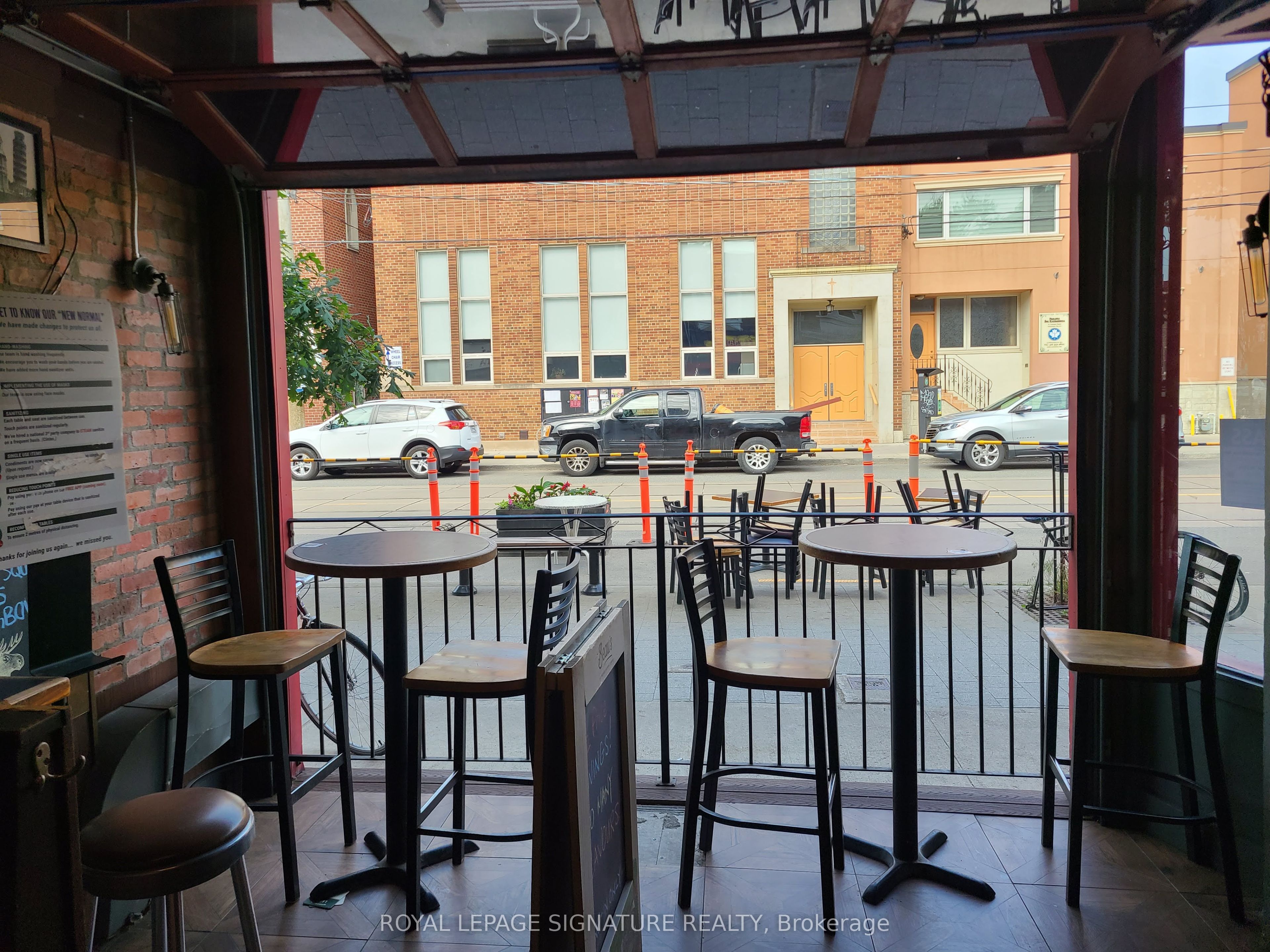 157 Roncesvalles Avenue Property Photo 2