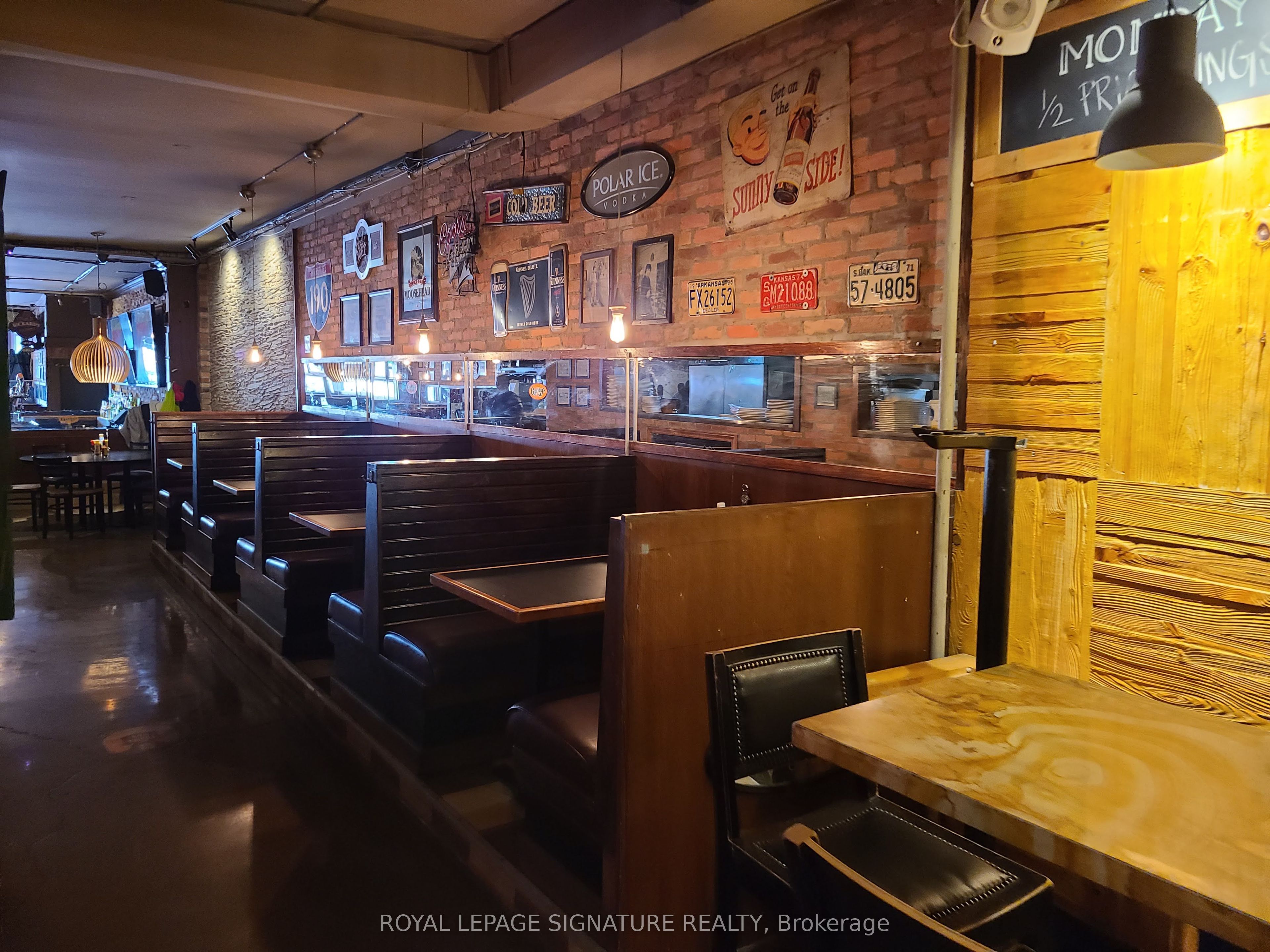 157 Roncesvalles Avenue Property Photo 8