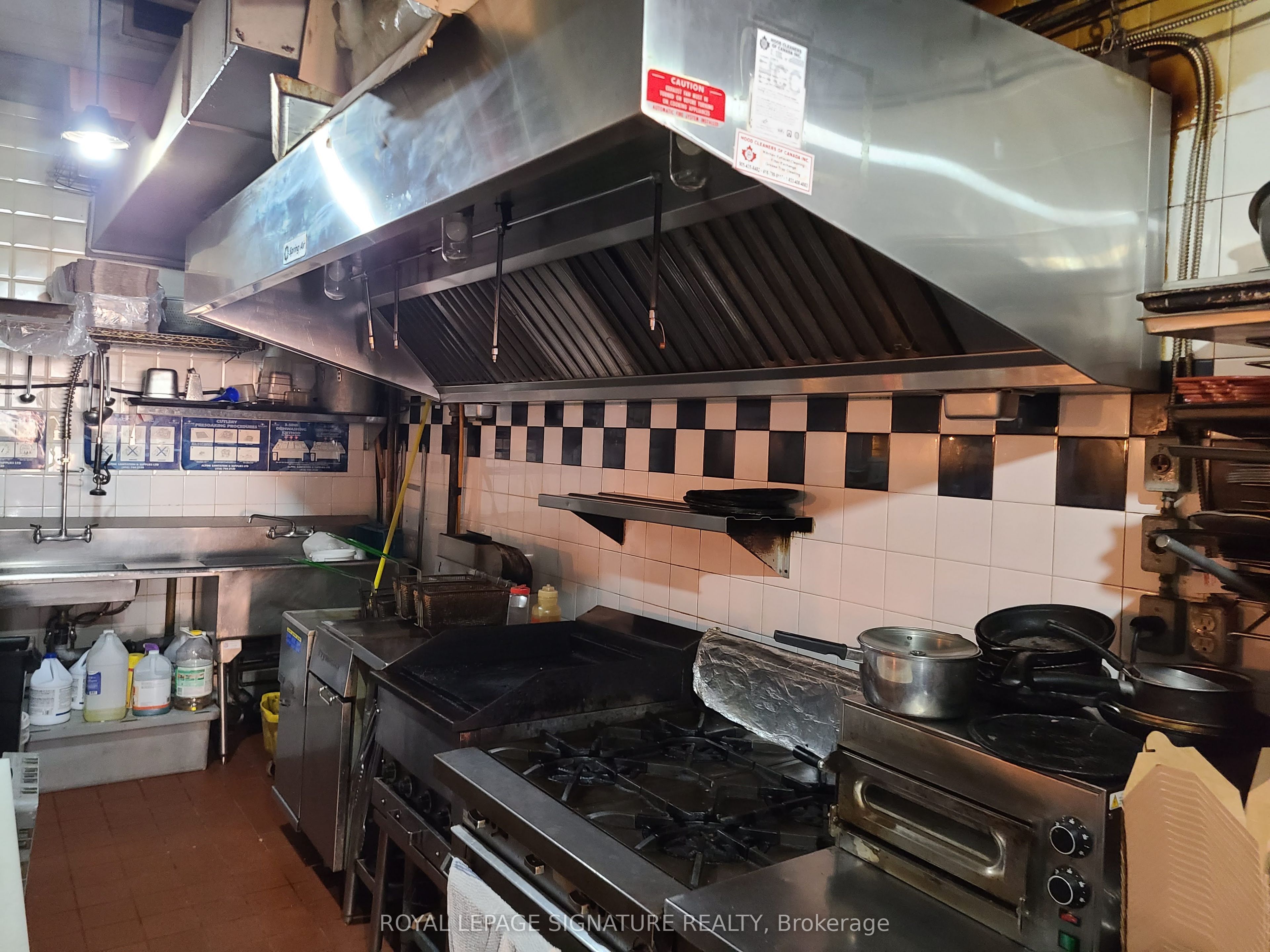 157 Roncesvalles Avenue Property Photo 21